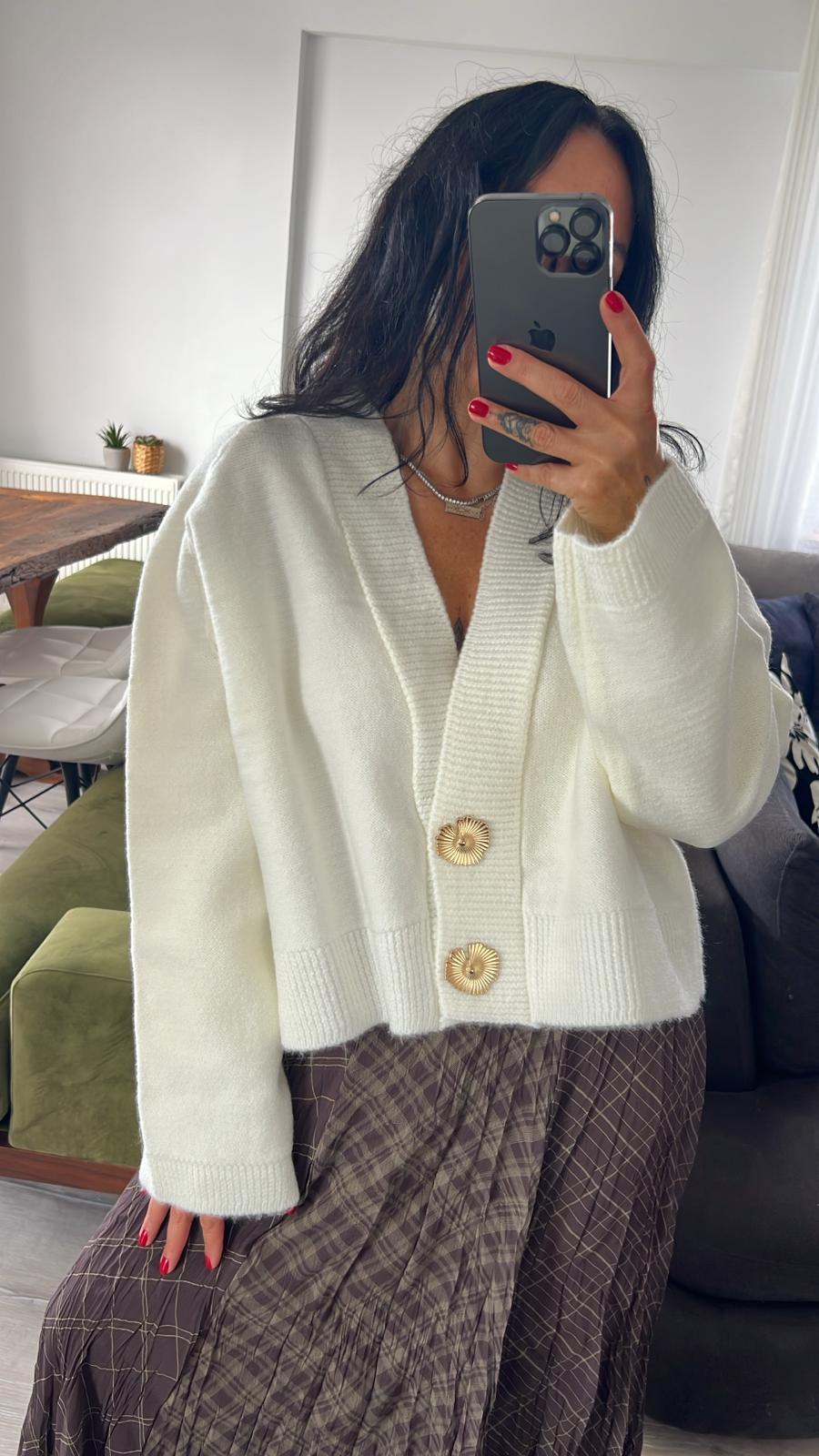 Ekru Düğme Detaylı Triko Hırka 