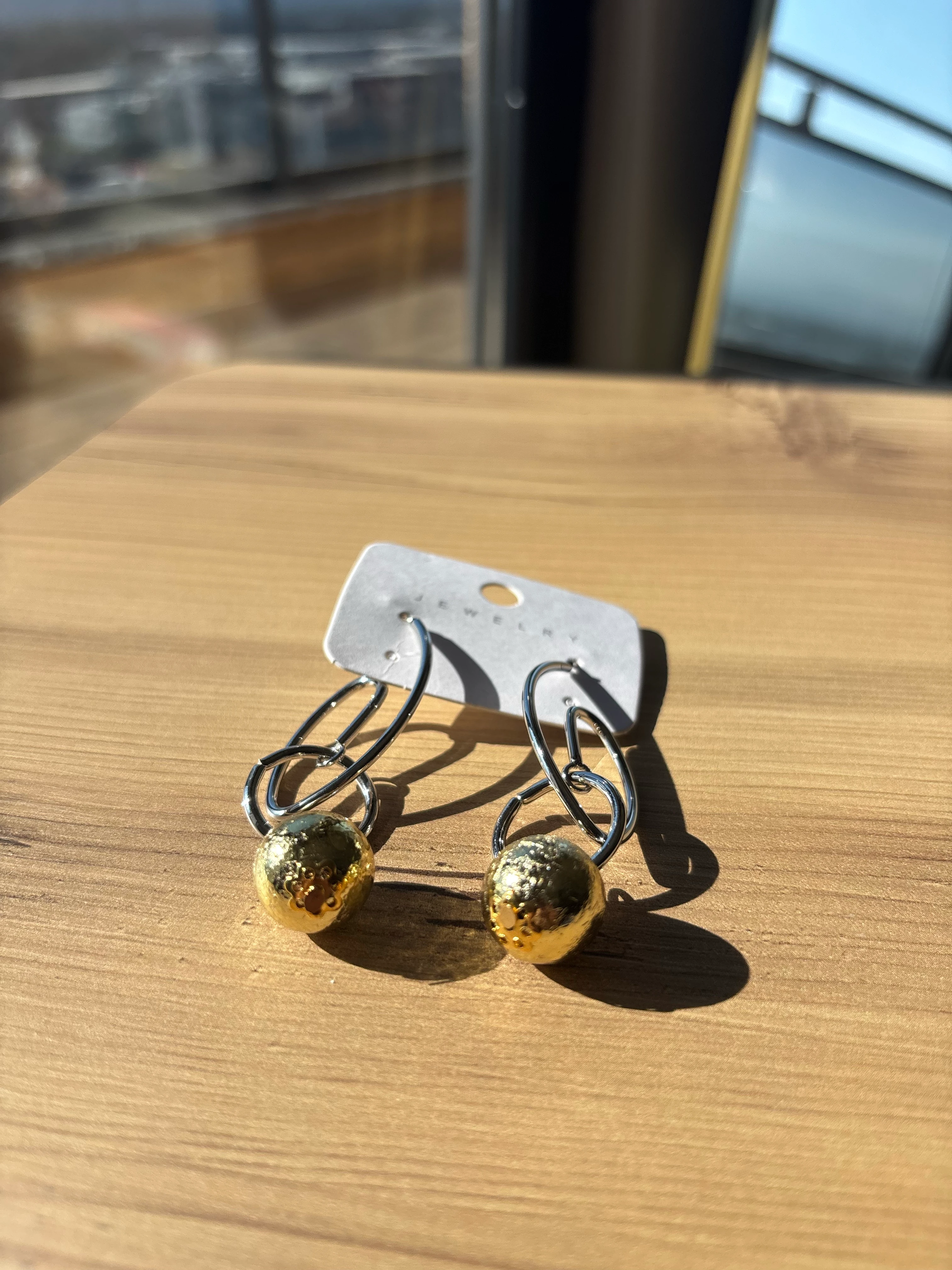 Silver Çift Halka Detaylı Top Küpe