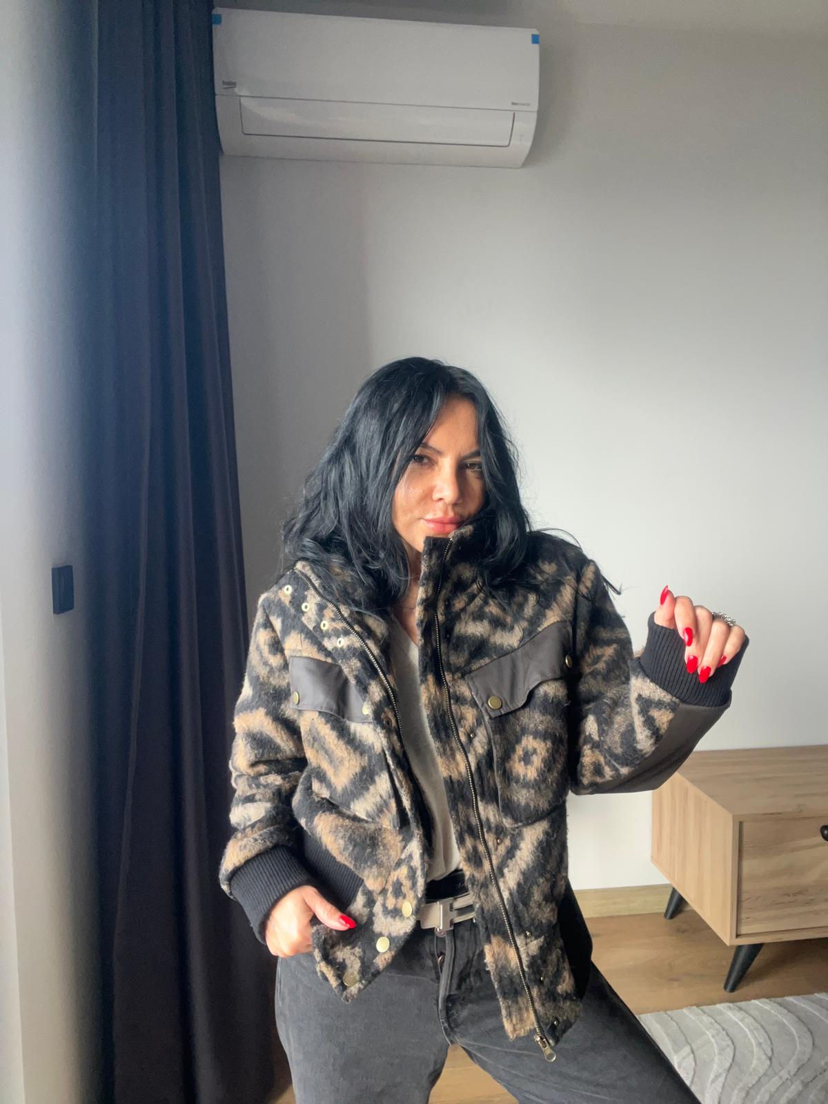 Yün Dokulu Garnili Bomber Ceket 