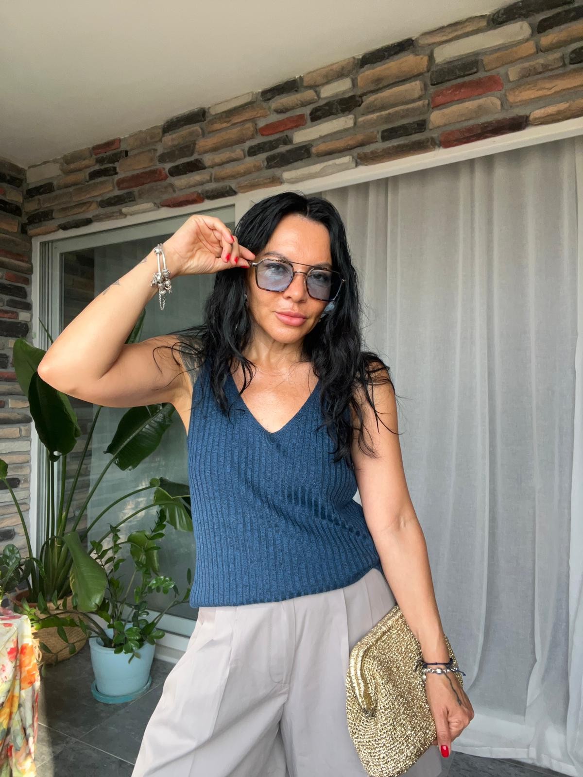 Mavi Askılı Triko Bluz