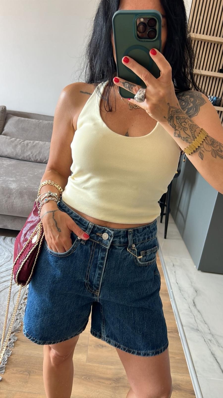 Dilvin Şehir Boy Denim Şort 