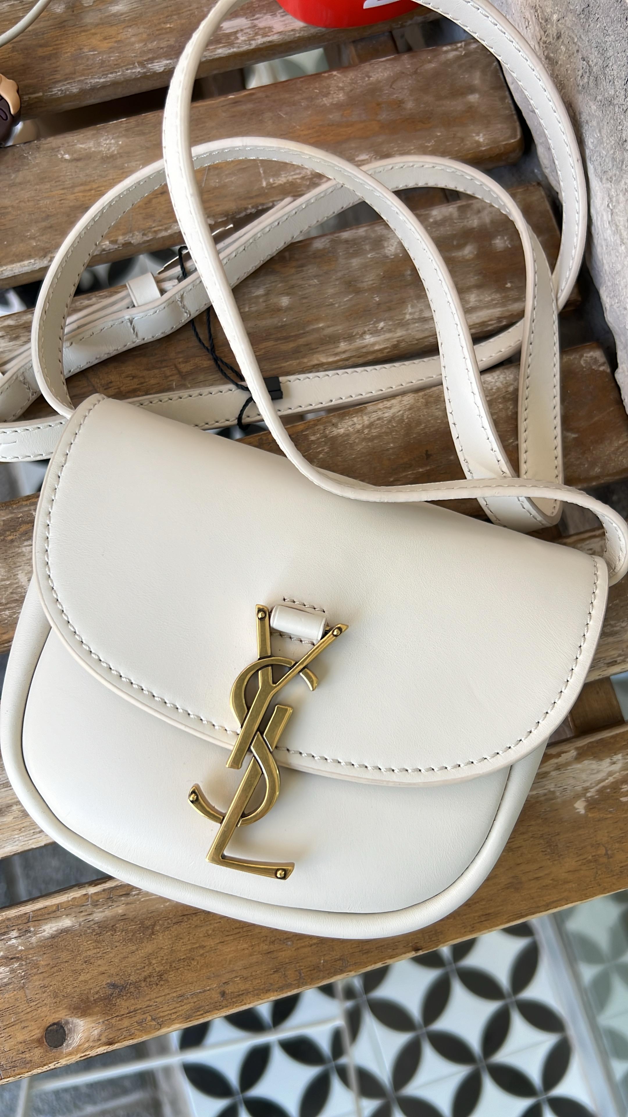 Bronz Logo Detaylı Marka Çanta