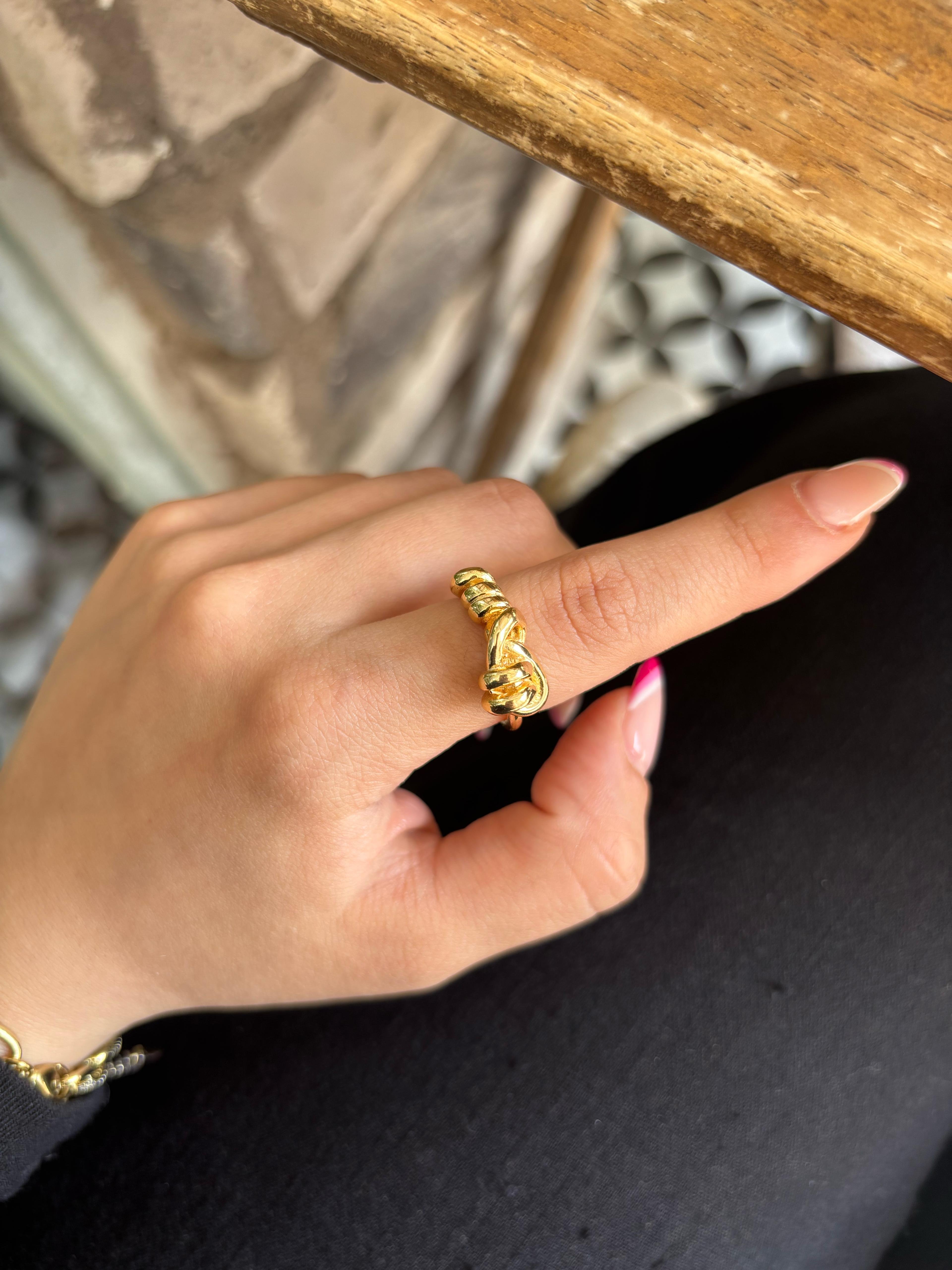 Gold Düğüm Yüzük