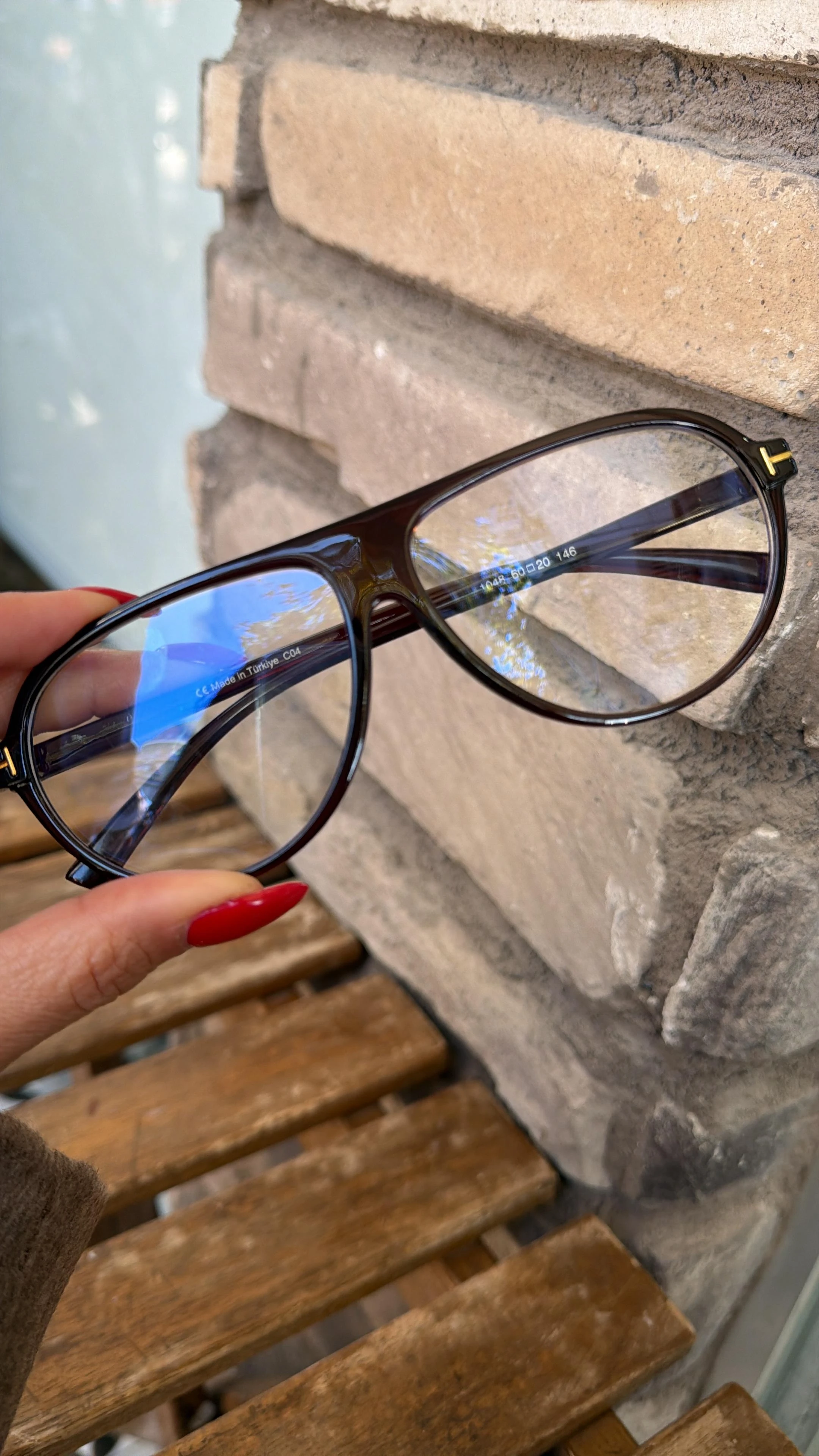 Şeffaf Camlı Kahverengi Gözlük