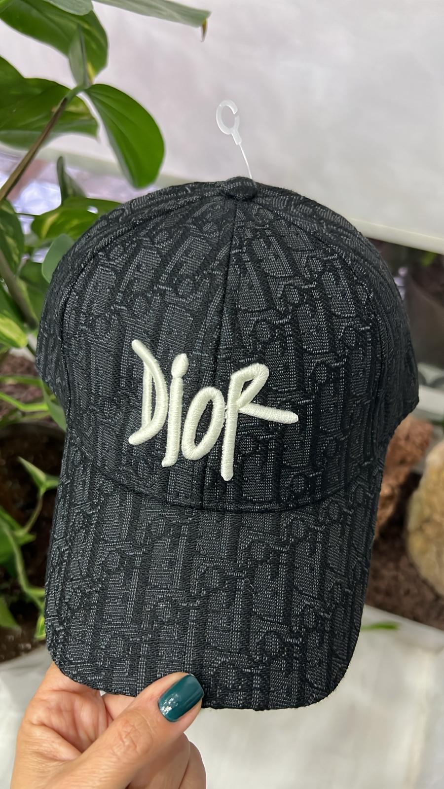 Dior Model Siyah Şapka