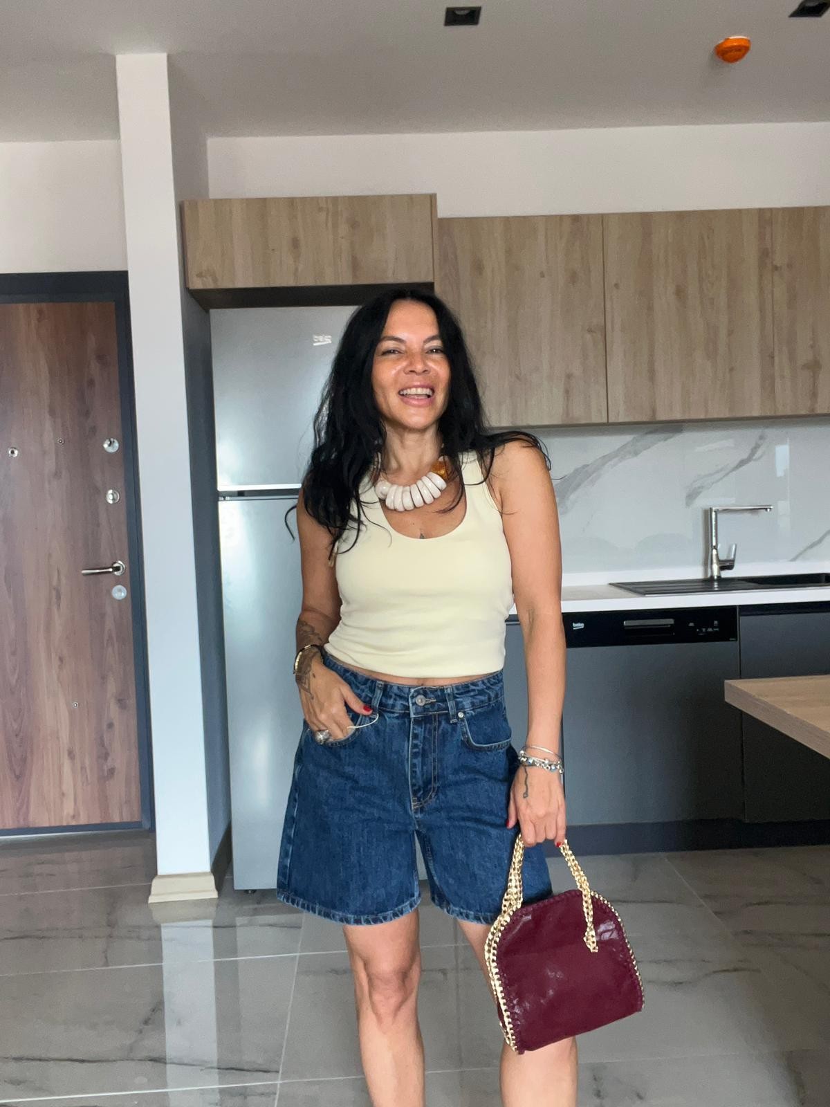Dilvin Şehir Boy Denim Şort 