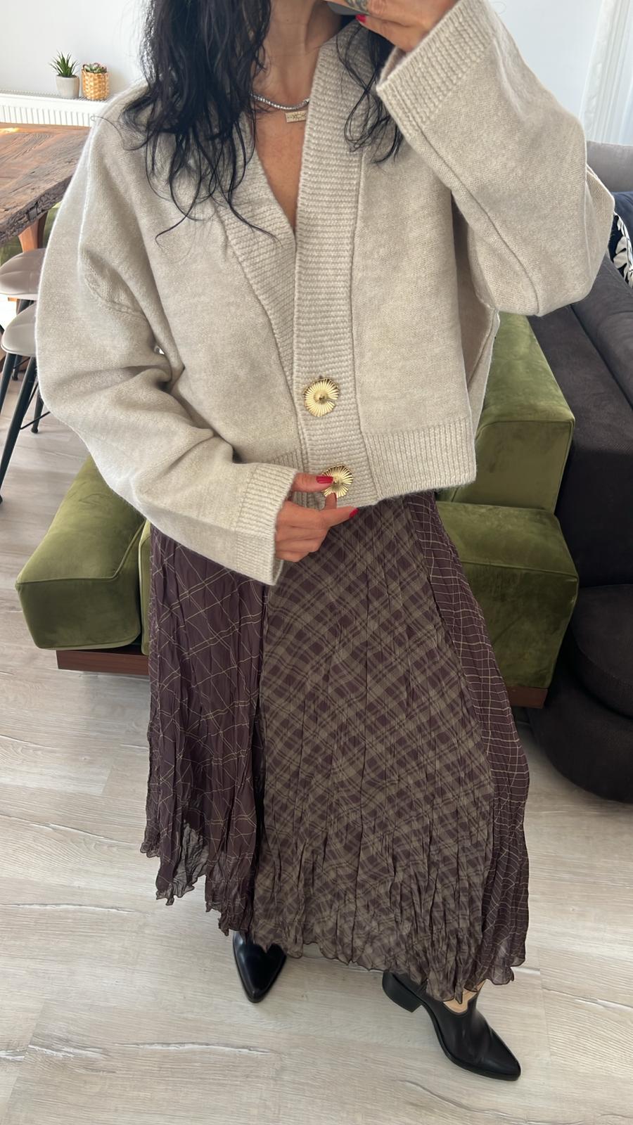 Taş Rengi Düğme Detaylı Triko Hırka  