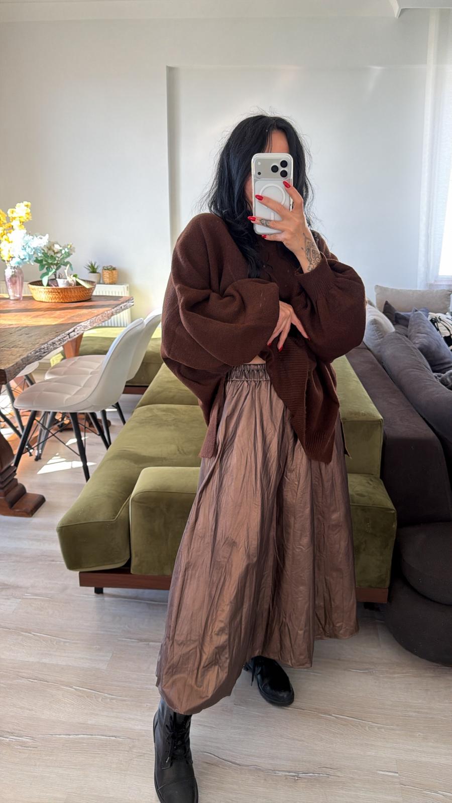 Kahve Parlak Görünümlü Midi Etek