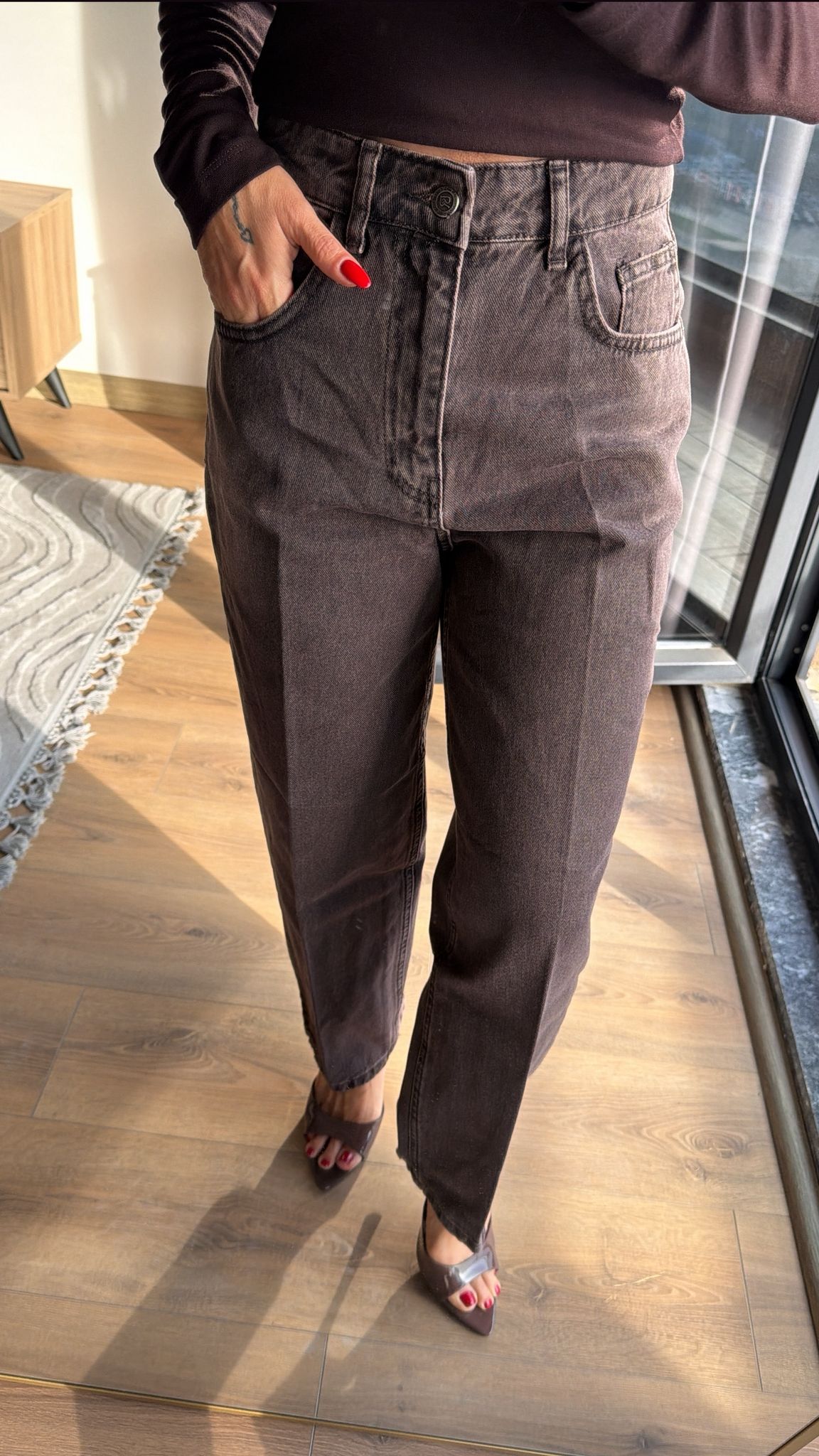 Koyu Kahve Yıkamalı Skater Fit Jean