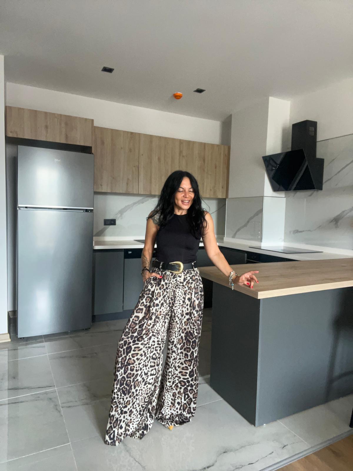 ZR Model Kemerli Saten Leopar Pantolon