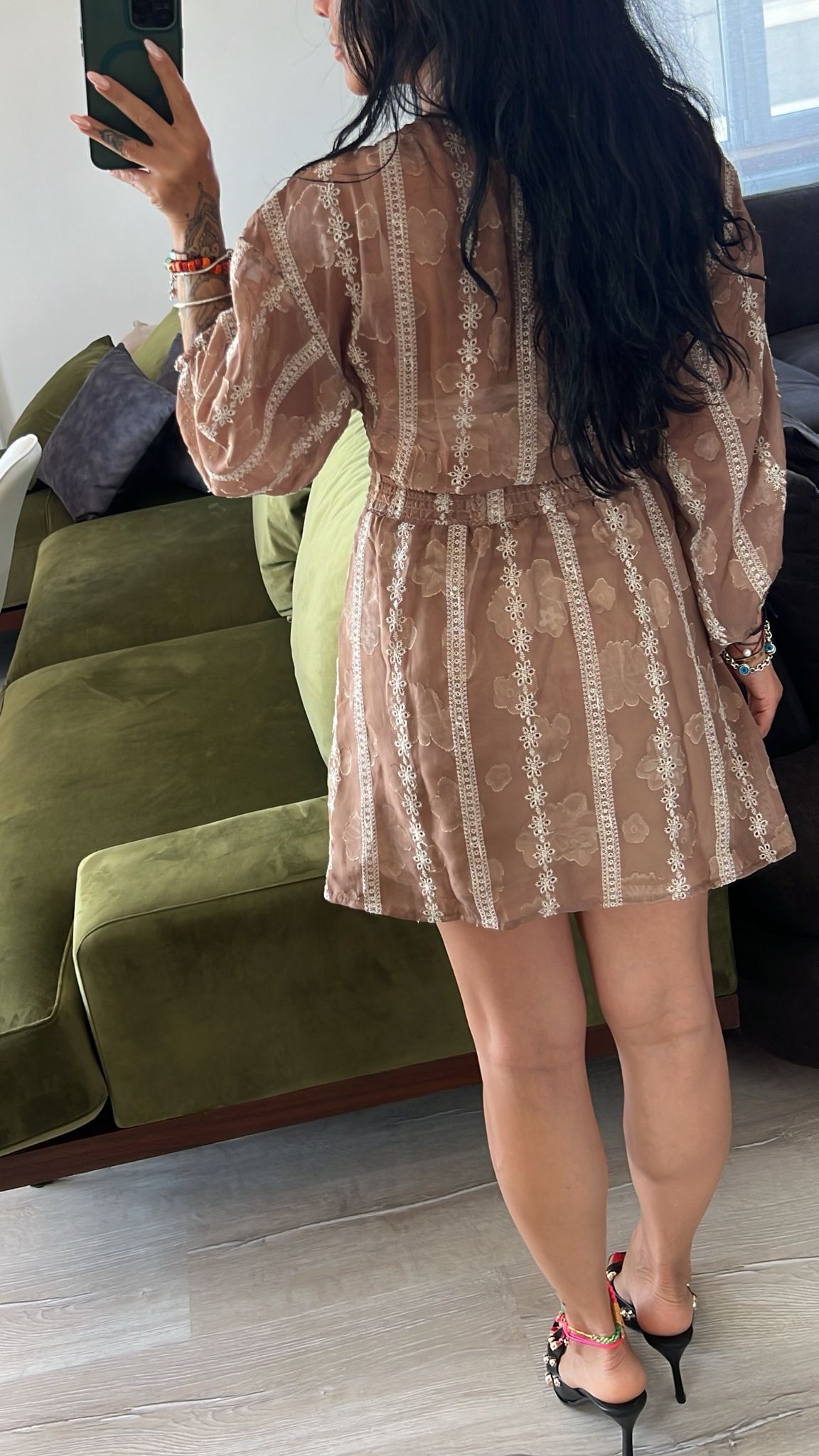 Ön Düğümlü İşlemeli Elbise