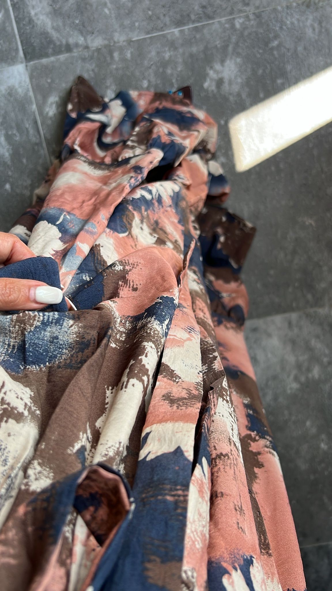 Batik Desenli Maxi Elbise 