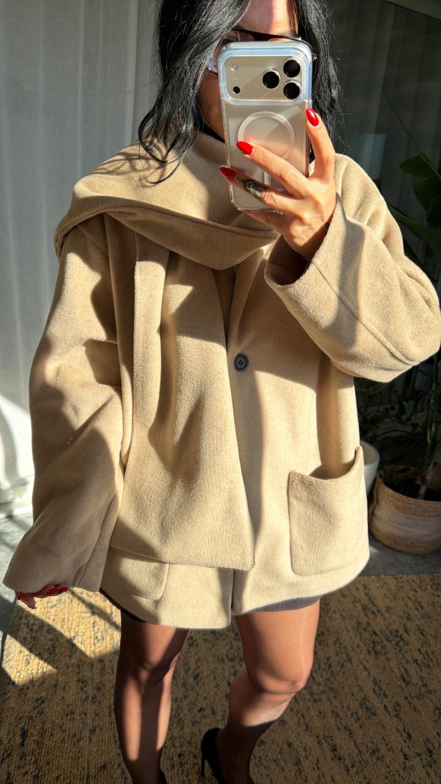 Şal Detaylı Düğmeli Kaşe Ceket - Bej