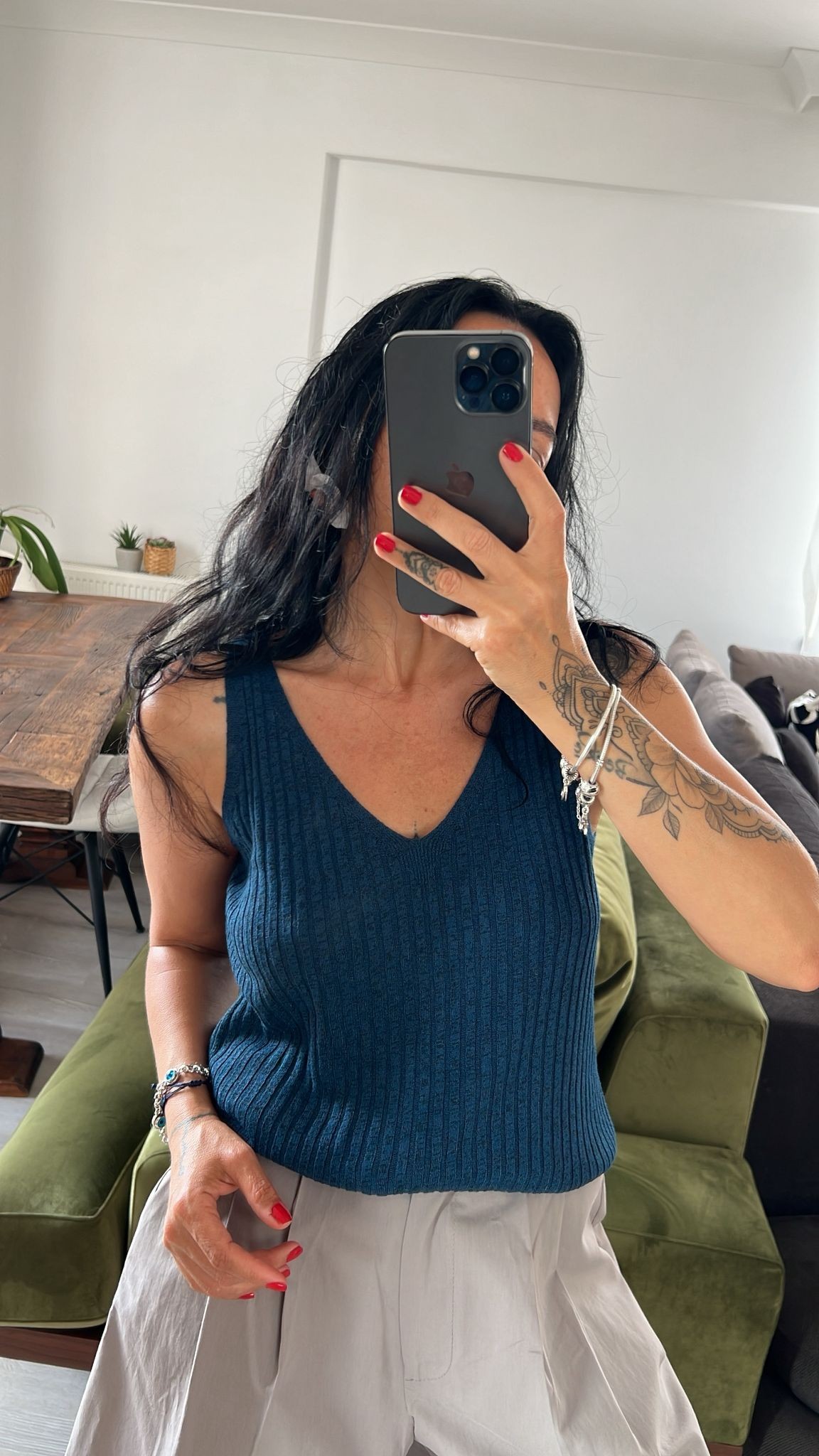 Mavi Askılı Triko Bluz