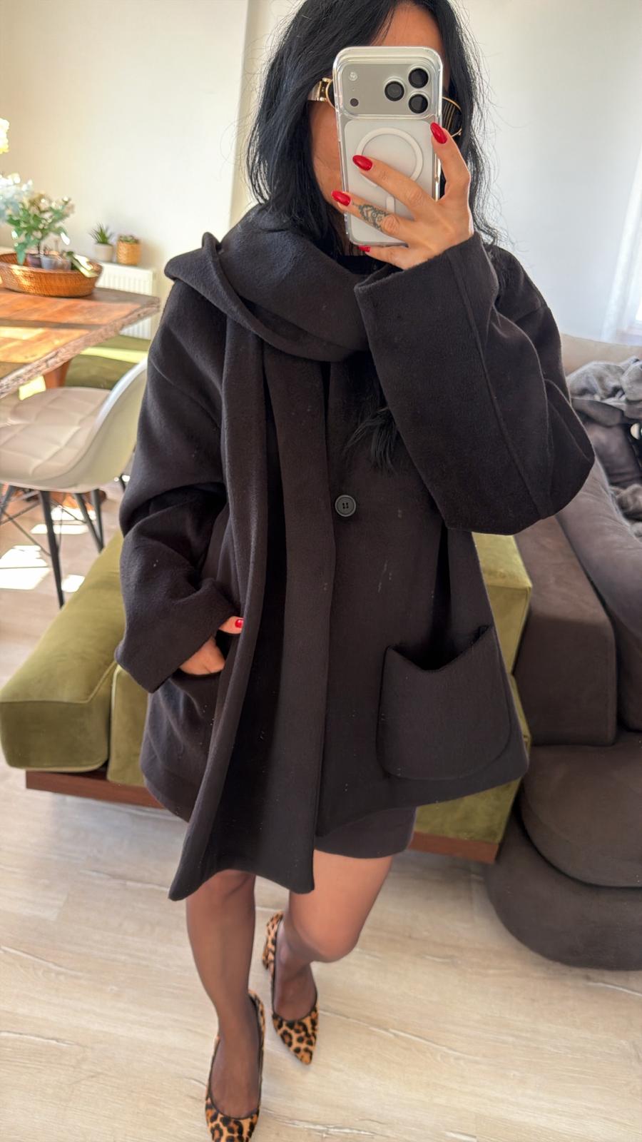 Şal Detaylı Düğmeli Kaşe Ceket