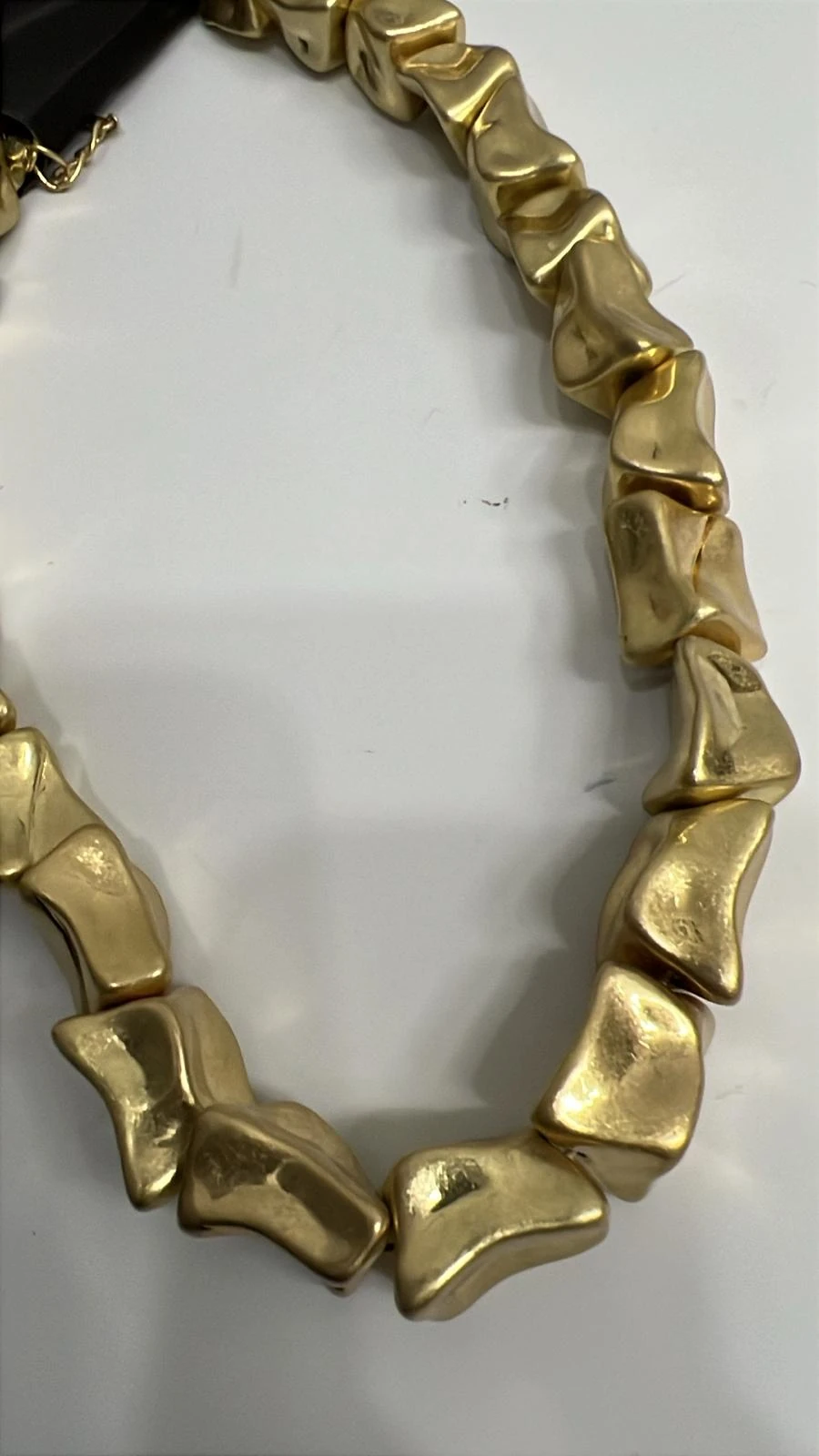 Köşeli Dokulu Gold Kolye 