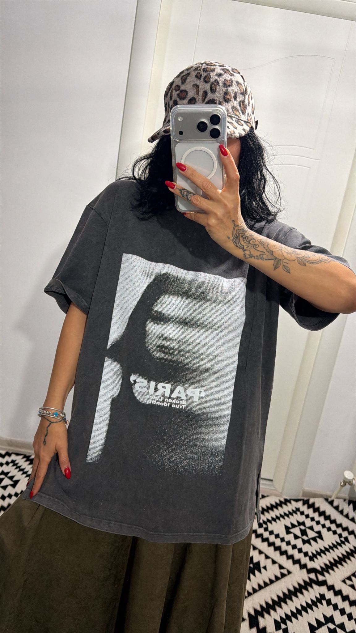 Baskılı Tok Doku Tişört 