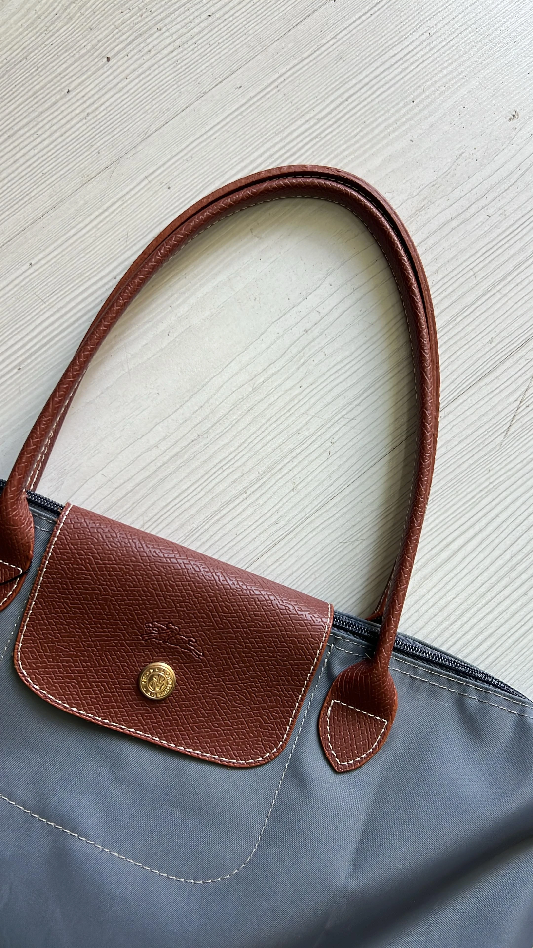 LC Model Büyük Boy Gri Çanta