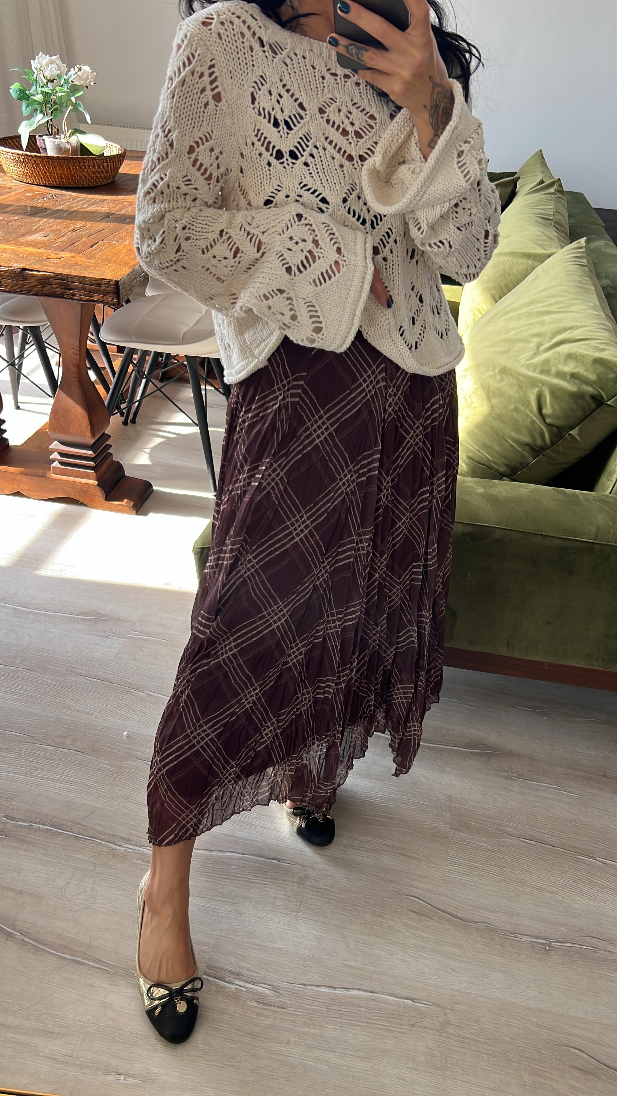 Kahve Ekose Desenli Pliseli Asimetrik Etek