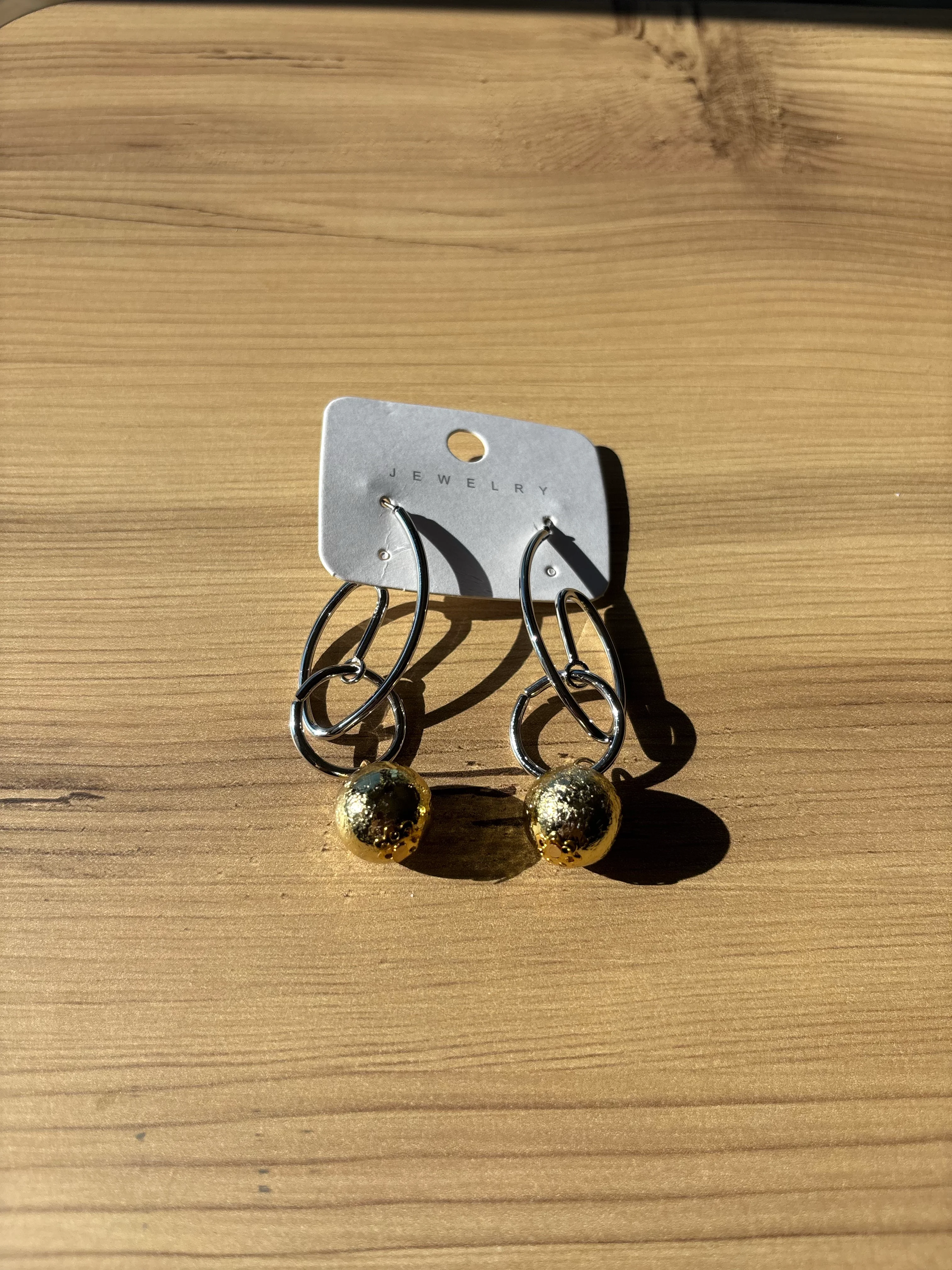 Silver Çift Halka Detaylı Top Küpe