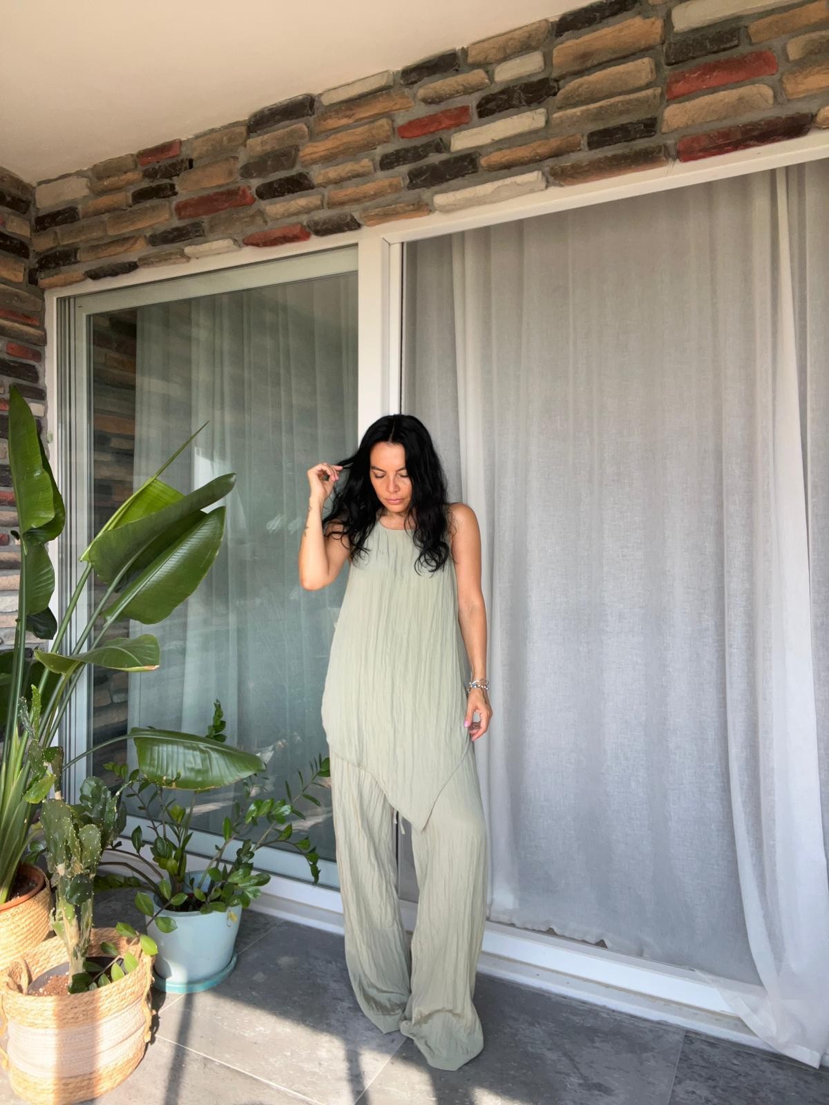 Krinkıl Kumaş Asimetrik Bluz Pantolon Takım 
