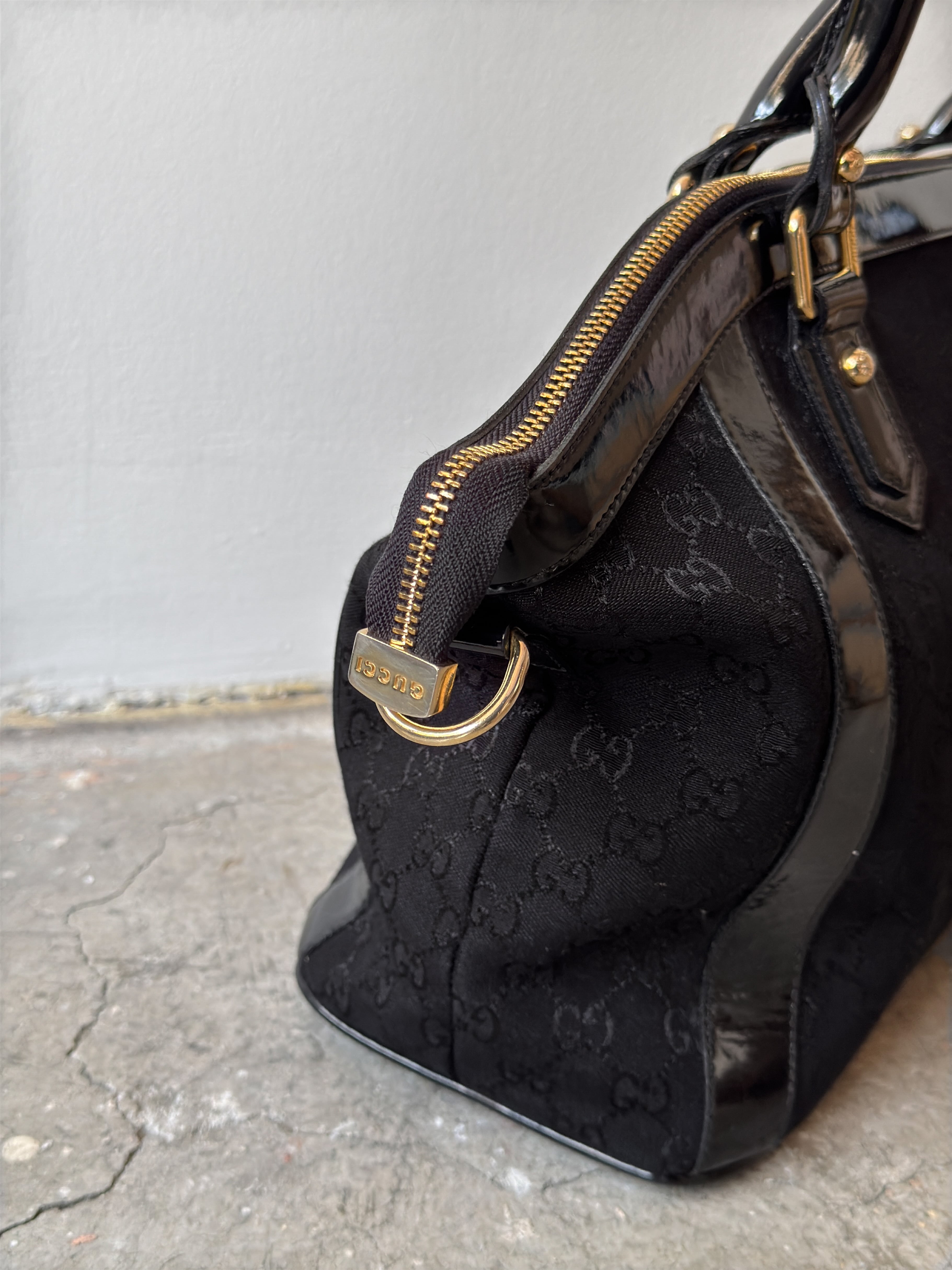 Gucci GG Canvas Tote Çanta