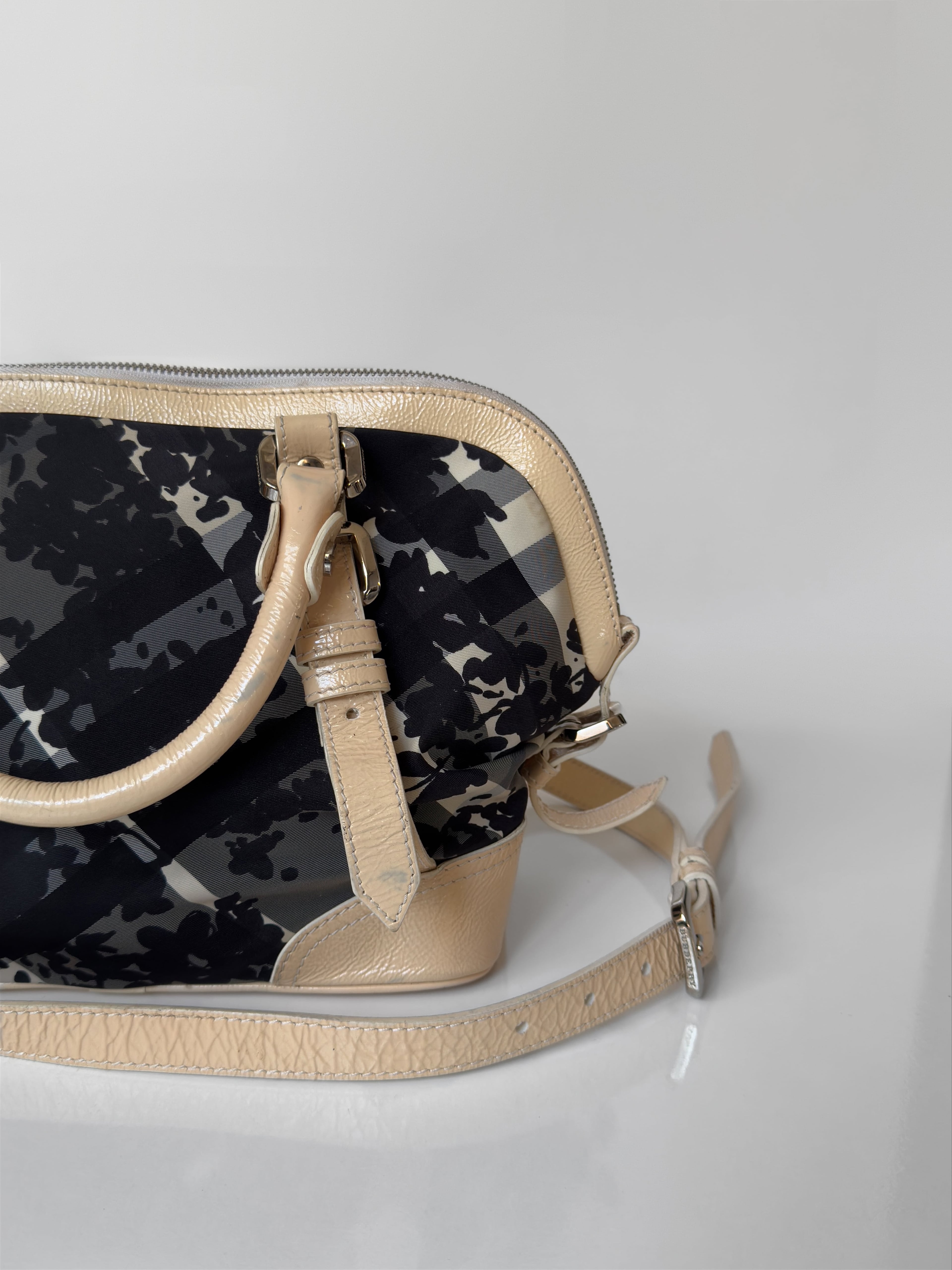 Burberry Floral Beat Check Çanta