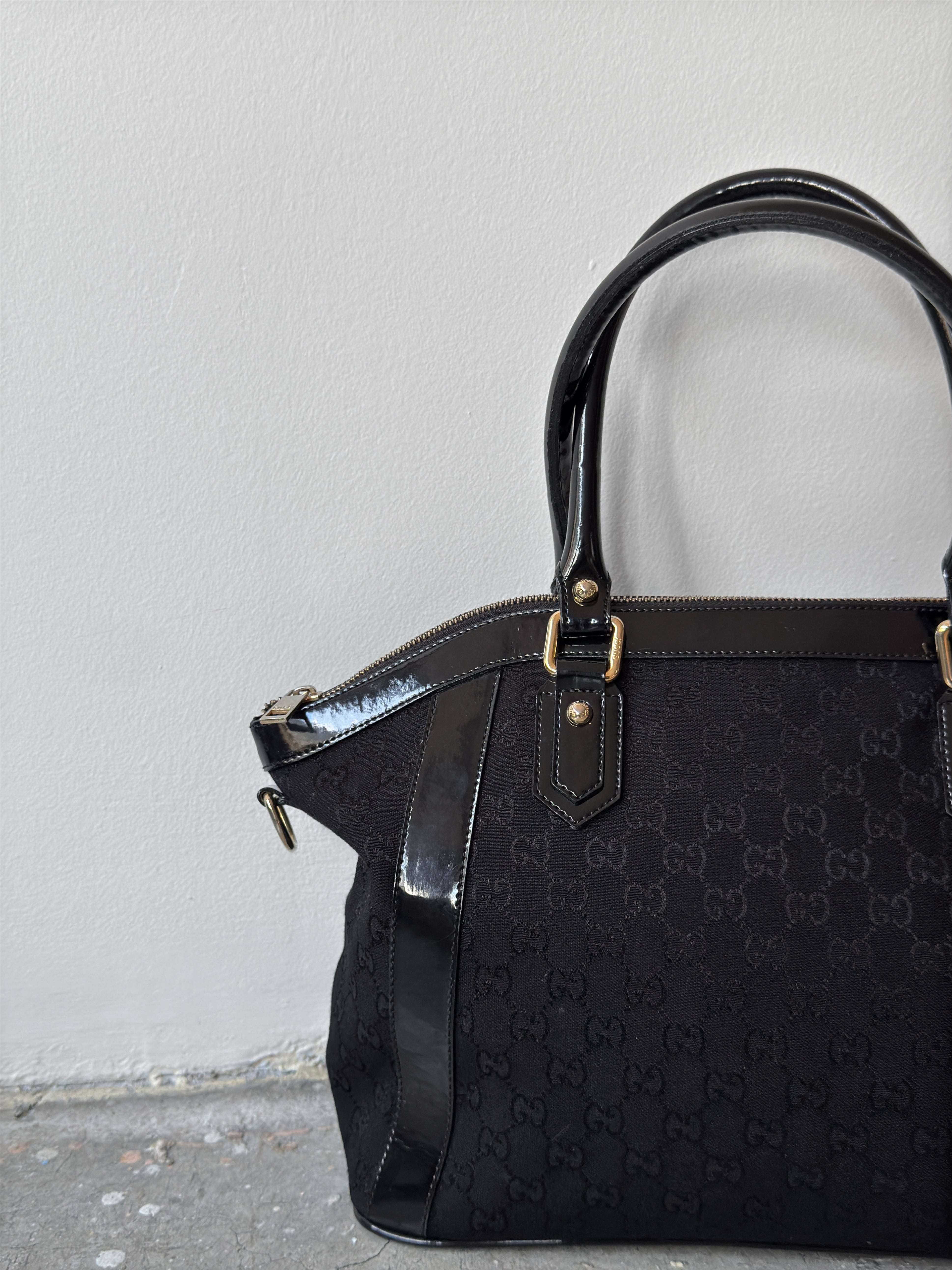 Gucci GG Canvas Tote Çanta