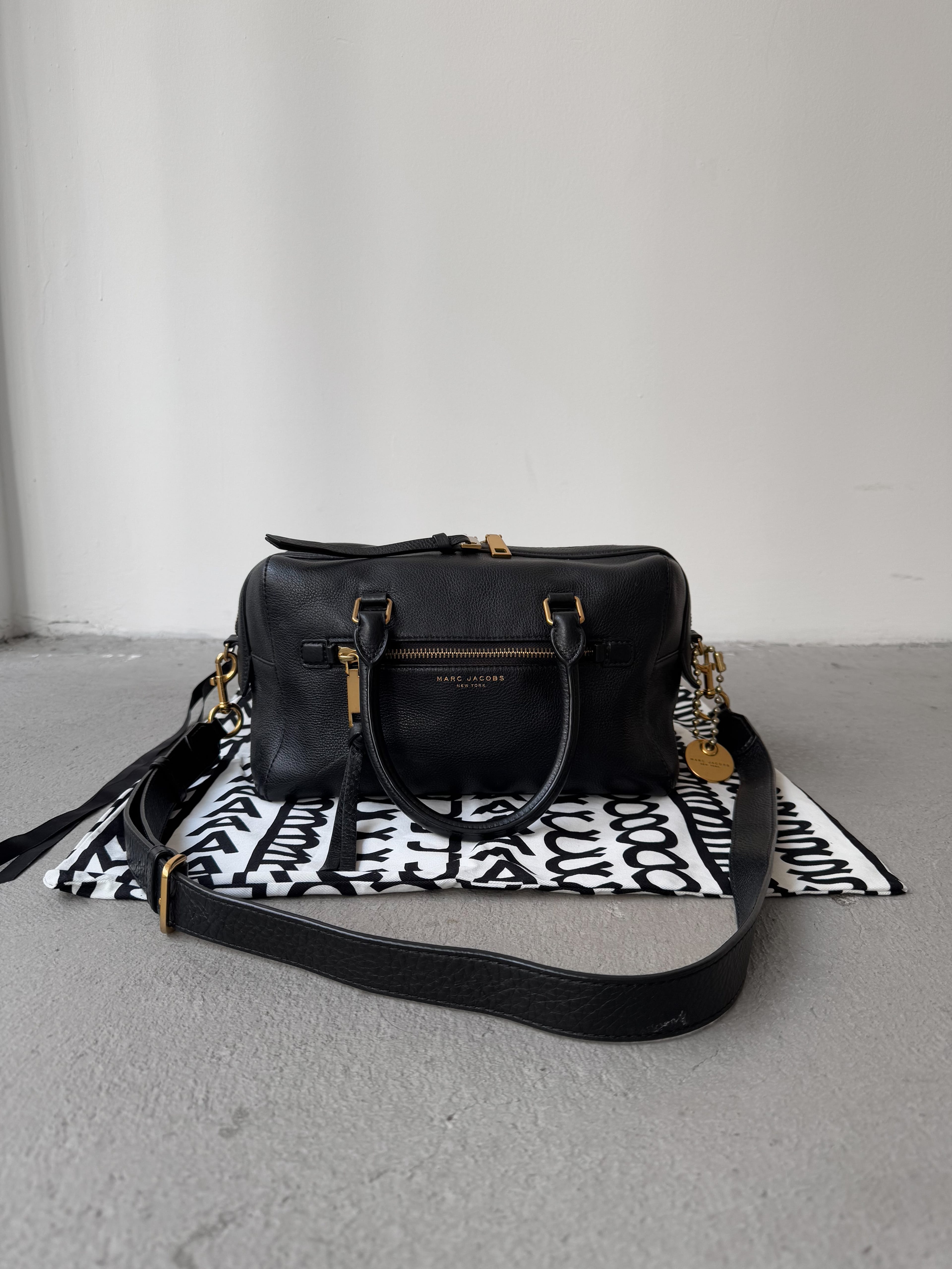 Marc Jacobs Siyah Deri Çanta
