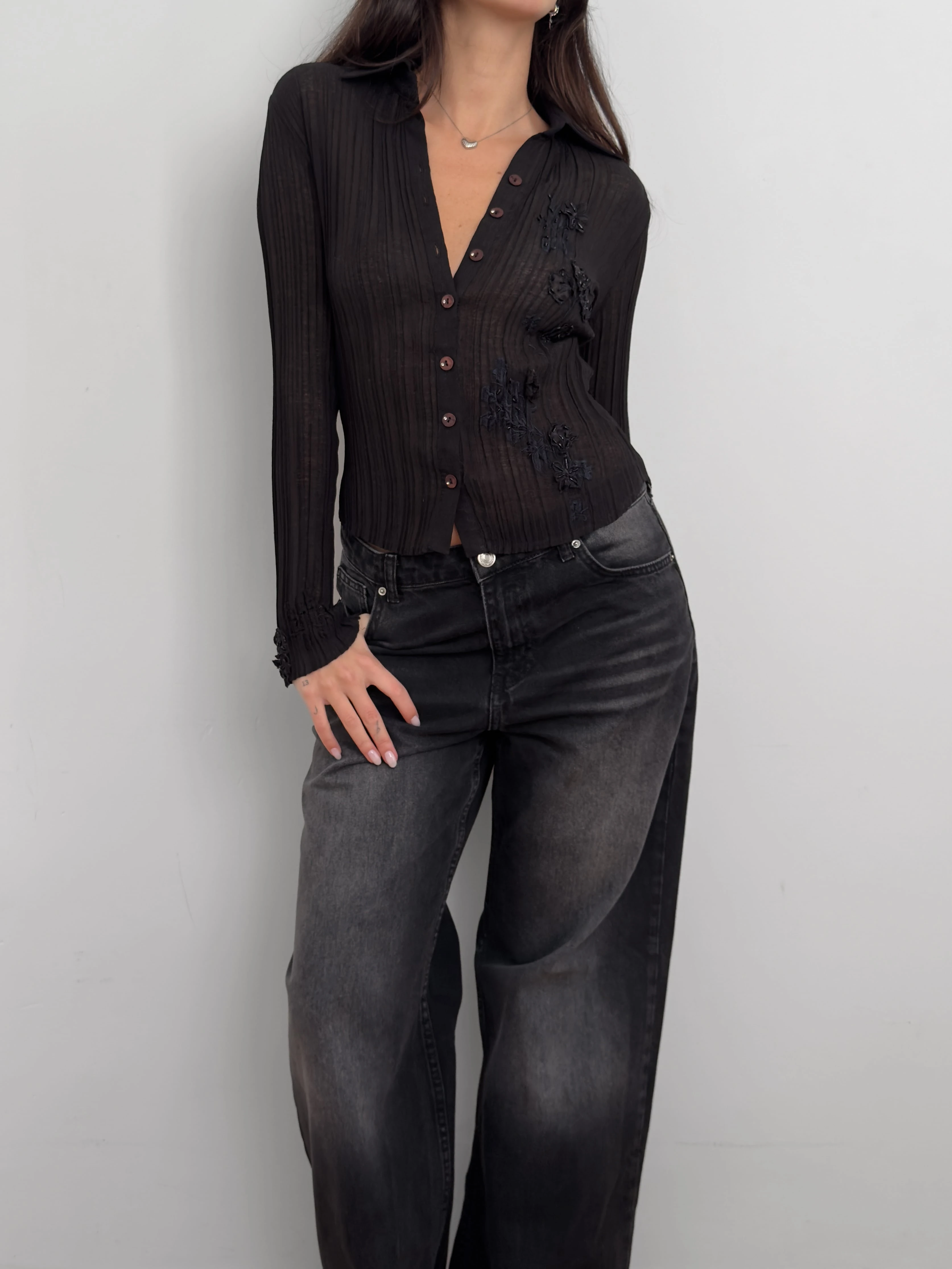 İşlemeli Şifon Gömlek