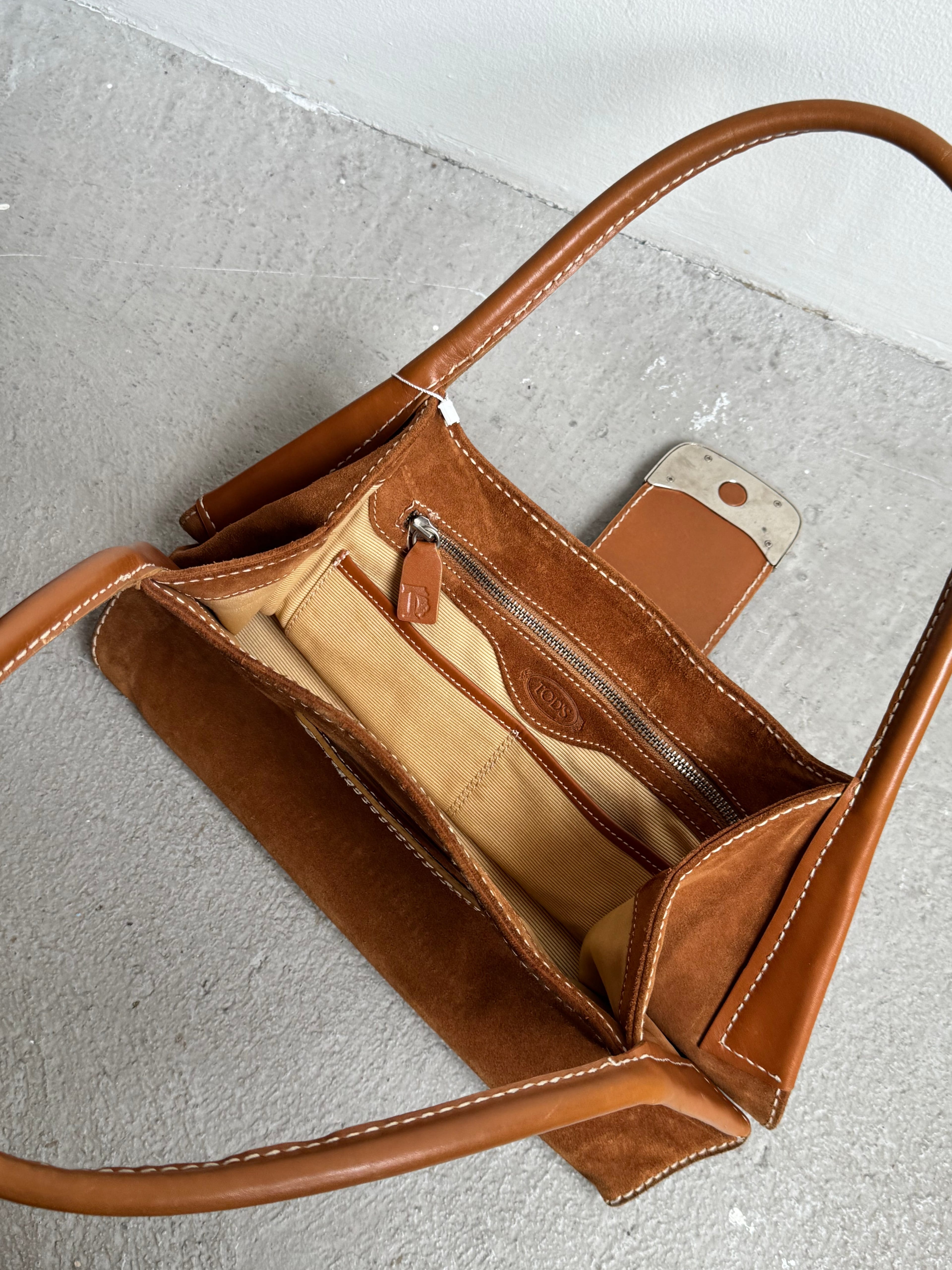 Tod’s Süet Çanta