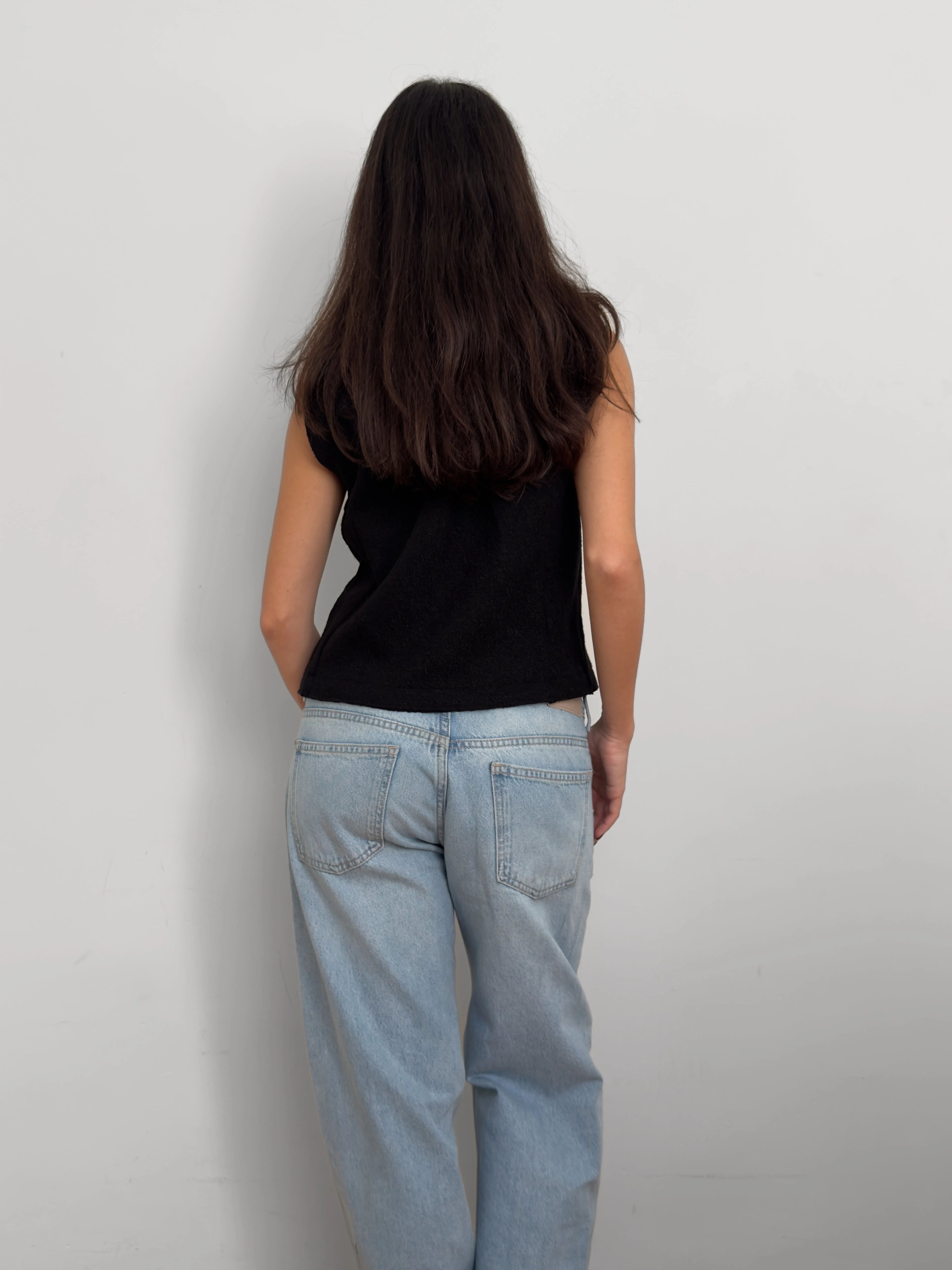 Siyah İşlemeli Yelek