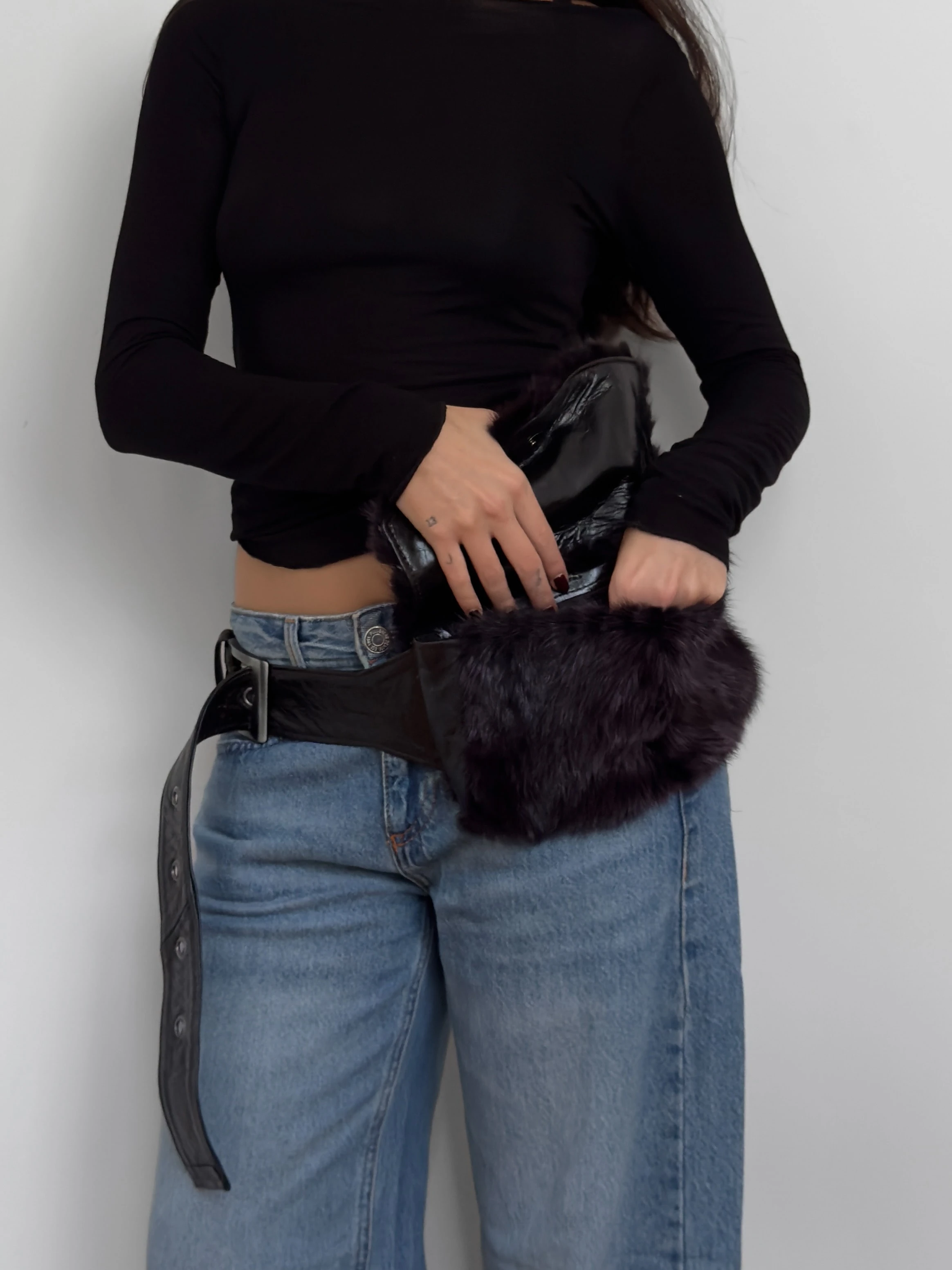 Kürklü Kemerli Bel Çantası