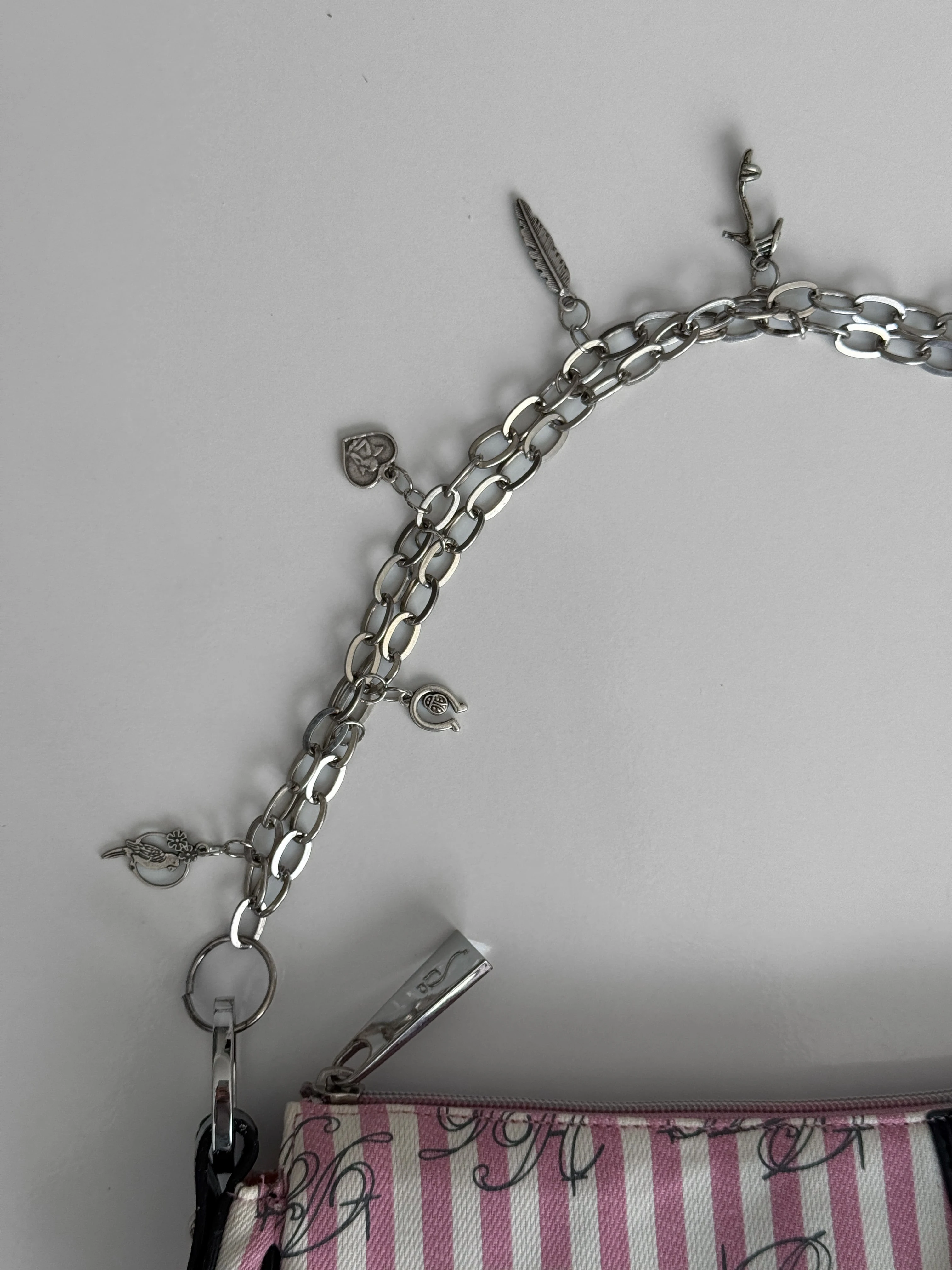 Charm Detaylı Omuz Çantası