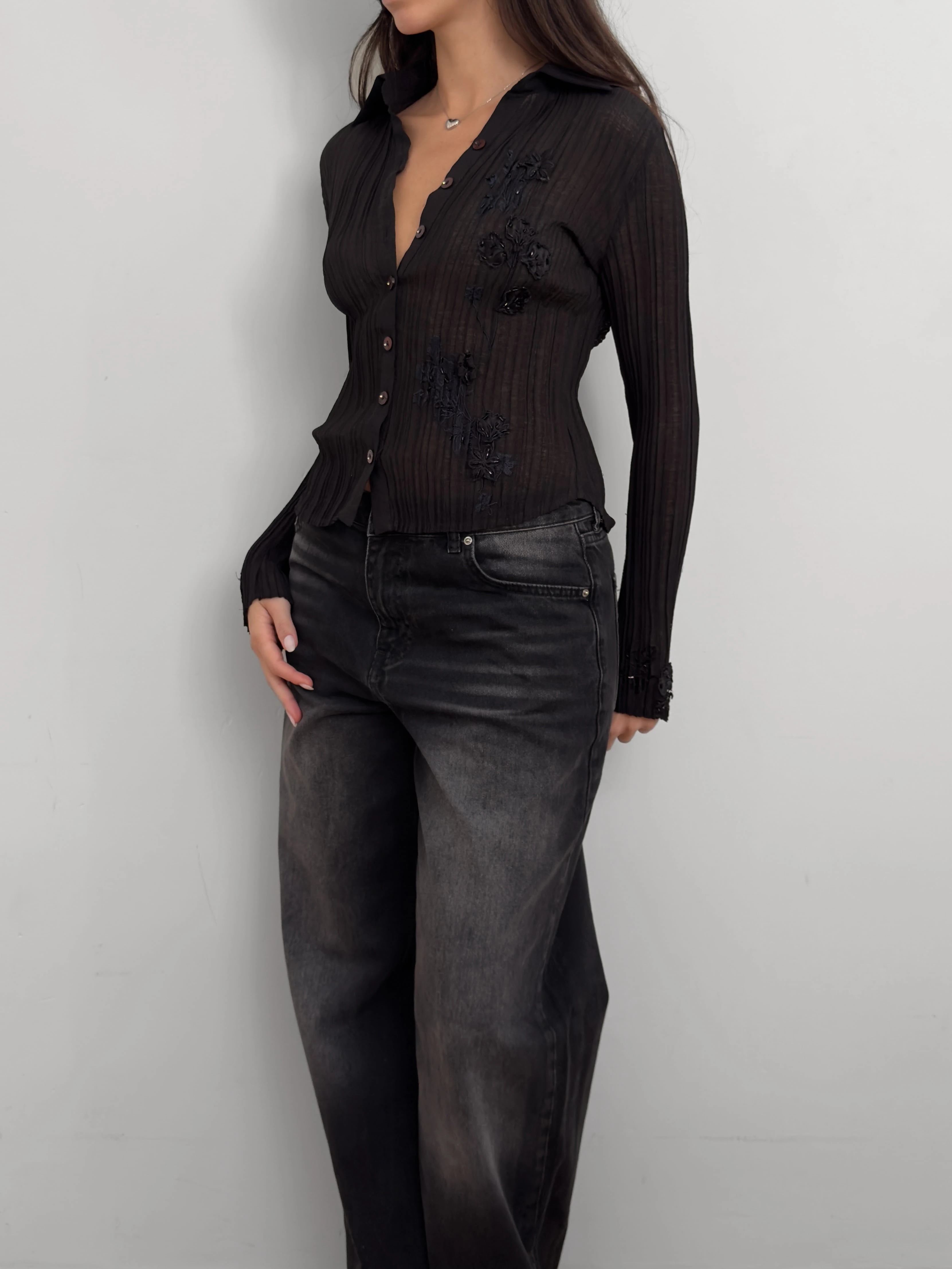 İşlemeli Şifon Gömlek