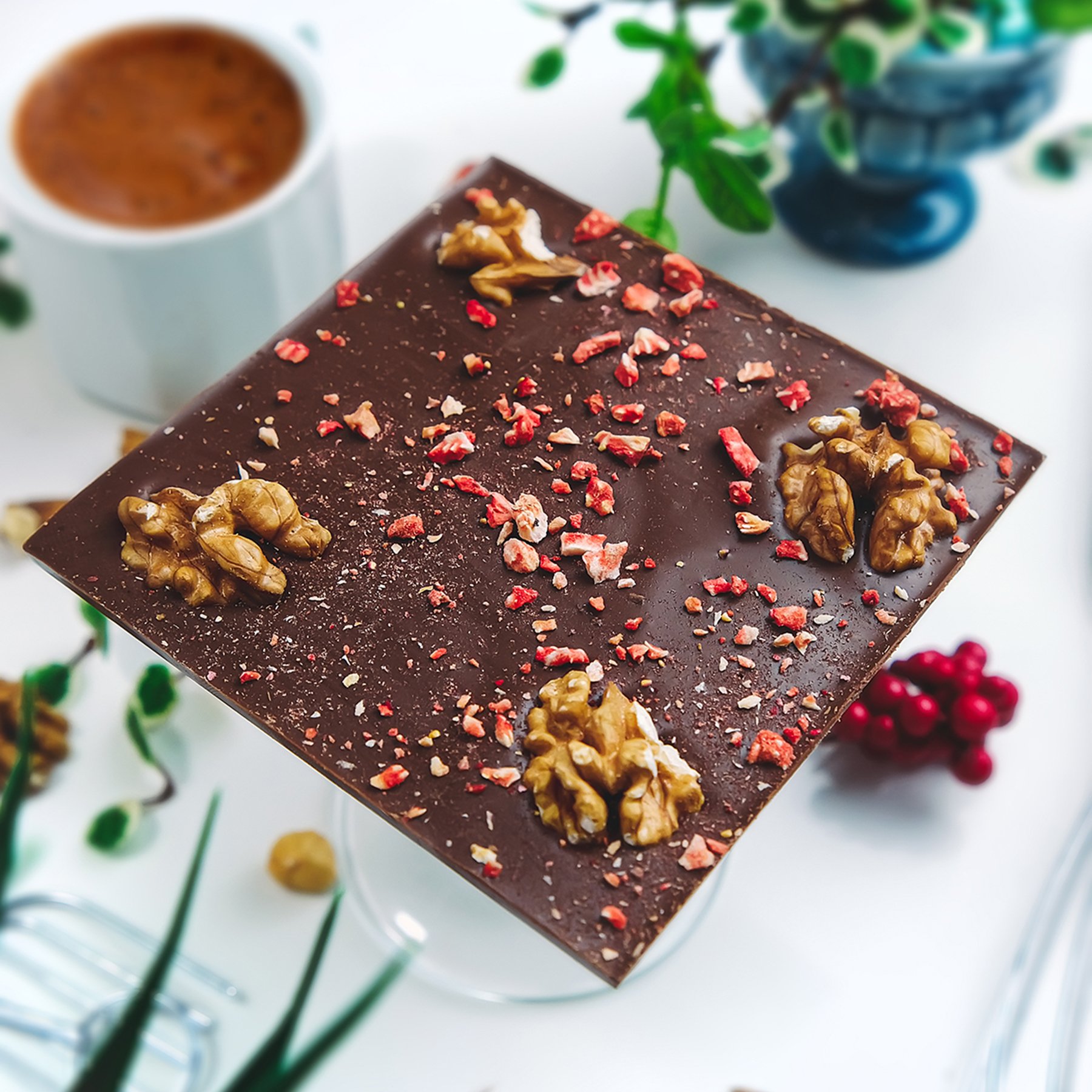 Cevizli Çilekli Çikolata Rüyası Sütlü Çikolata 80gr