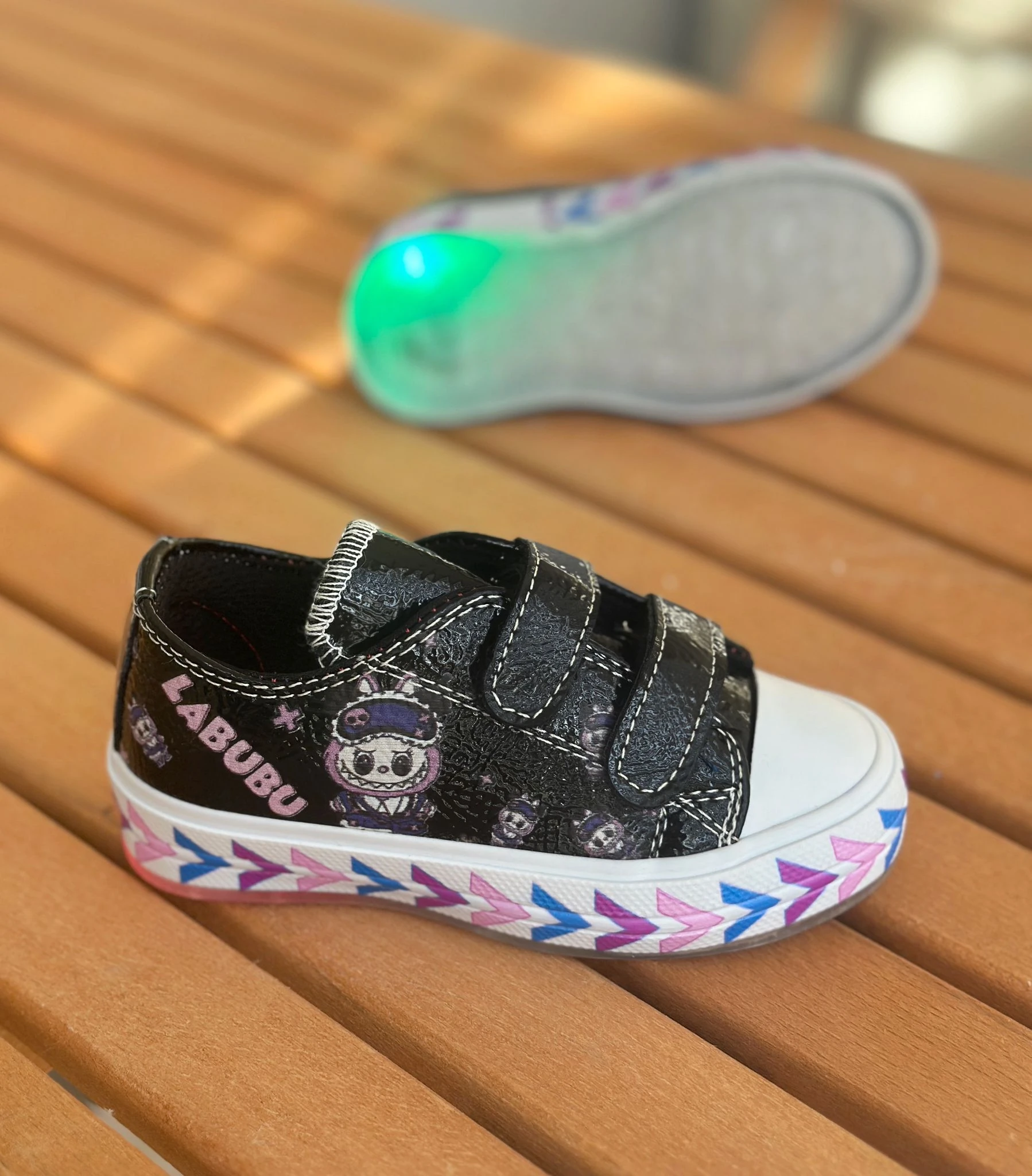 Labubu Çocuk Ayakkabı, Kız Çocuk Günlük Ayakkabı, (31-35 numara aralığı IŞIKSIZDIR) - siyah