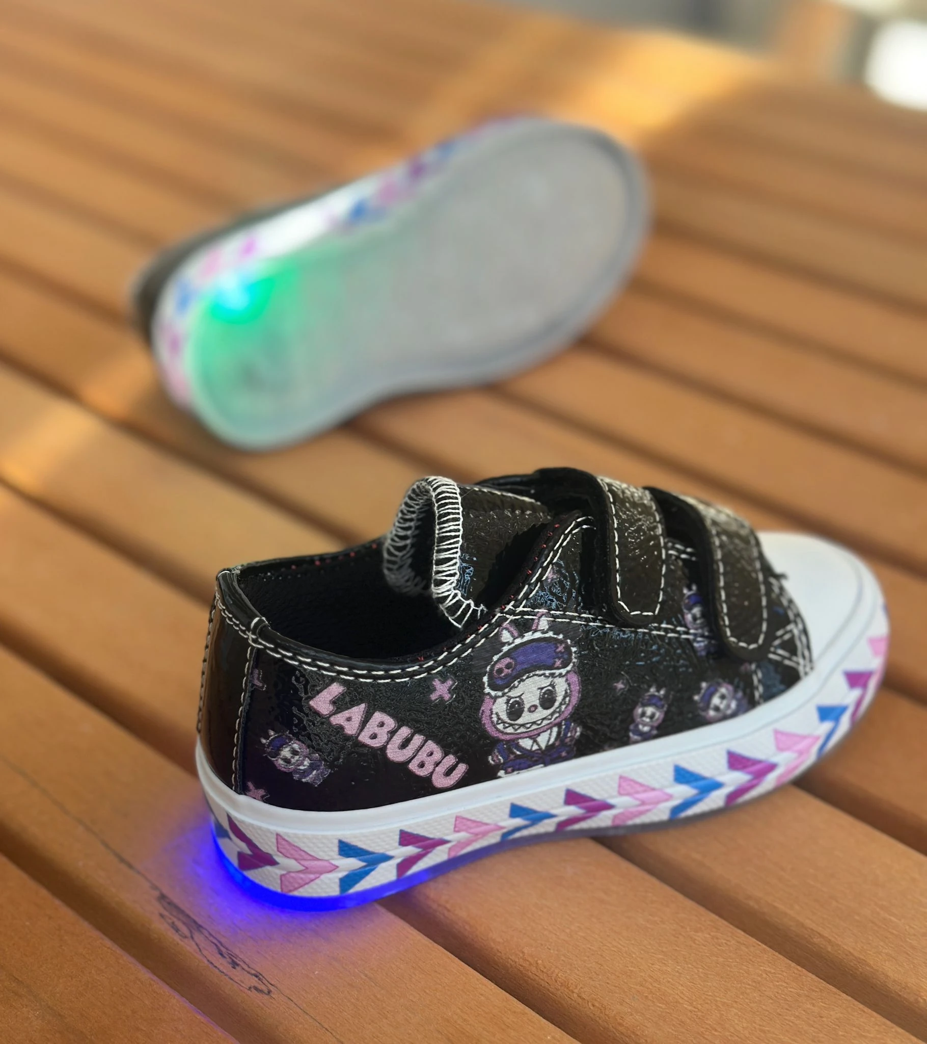 Labubu Çocuk Ayakkabı, Kız Çocuk Günlük Ayakkabı, (31-35 numara aralığı IŞIKSIZDIR)