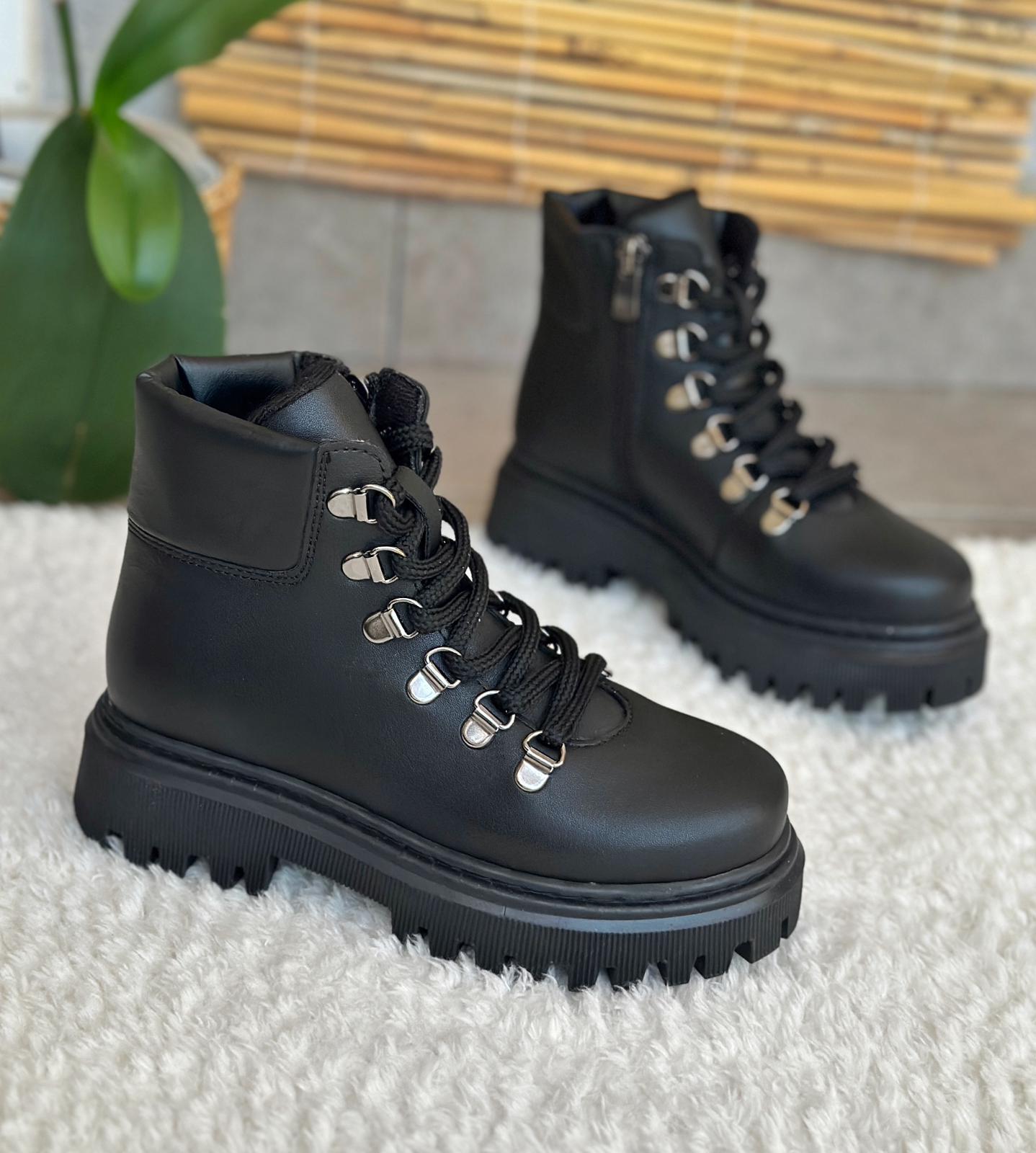 Çocuk Bot, Çocuk Fermuarlı Bot