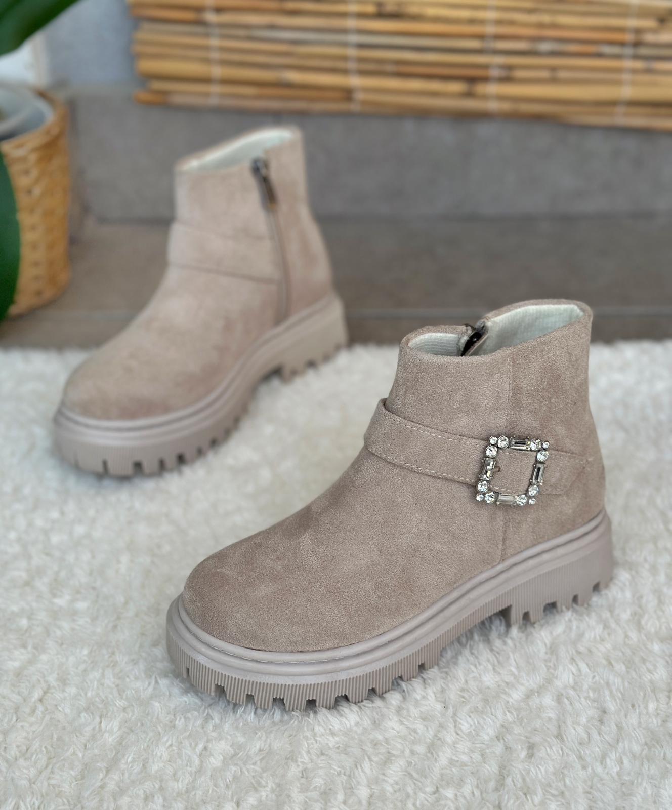 Kız Çocuk Bot, Hafif Tabanlı Çocuk Bot - bej