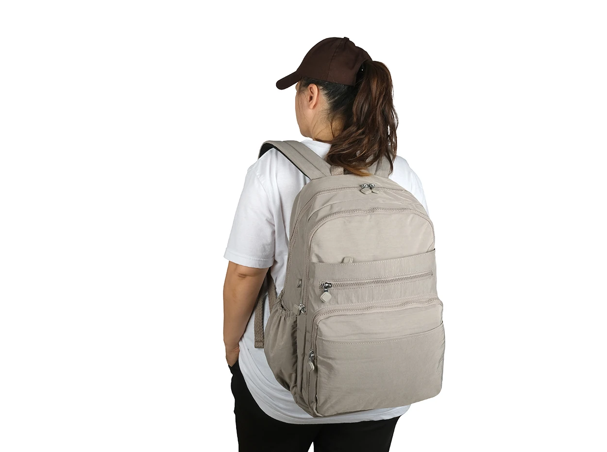 Bagacar 1095 Su Geçirmez İthal Krinkıl Kumaş Laptop Bölmeli Okul ve Günlük Sırt Çantası