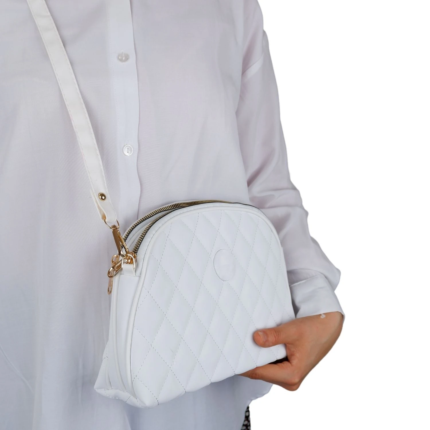 Bagacar Kapitone Şık Bayan Çapraz El ve Omuz Çantası Beyaz