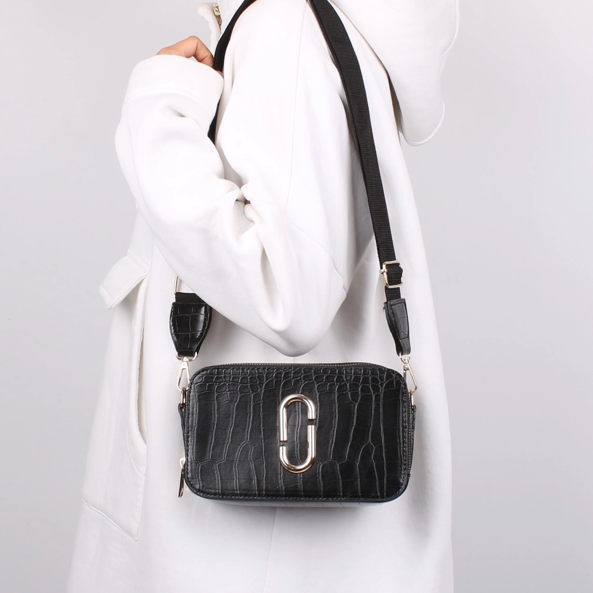 Bagacar TNV3 Kroko Siyah 2 Gözlü Kutu Çapraz Bayan Çantası