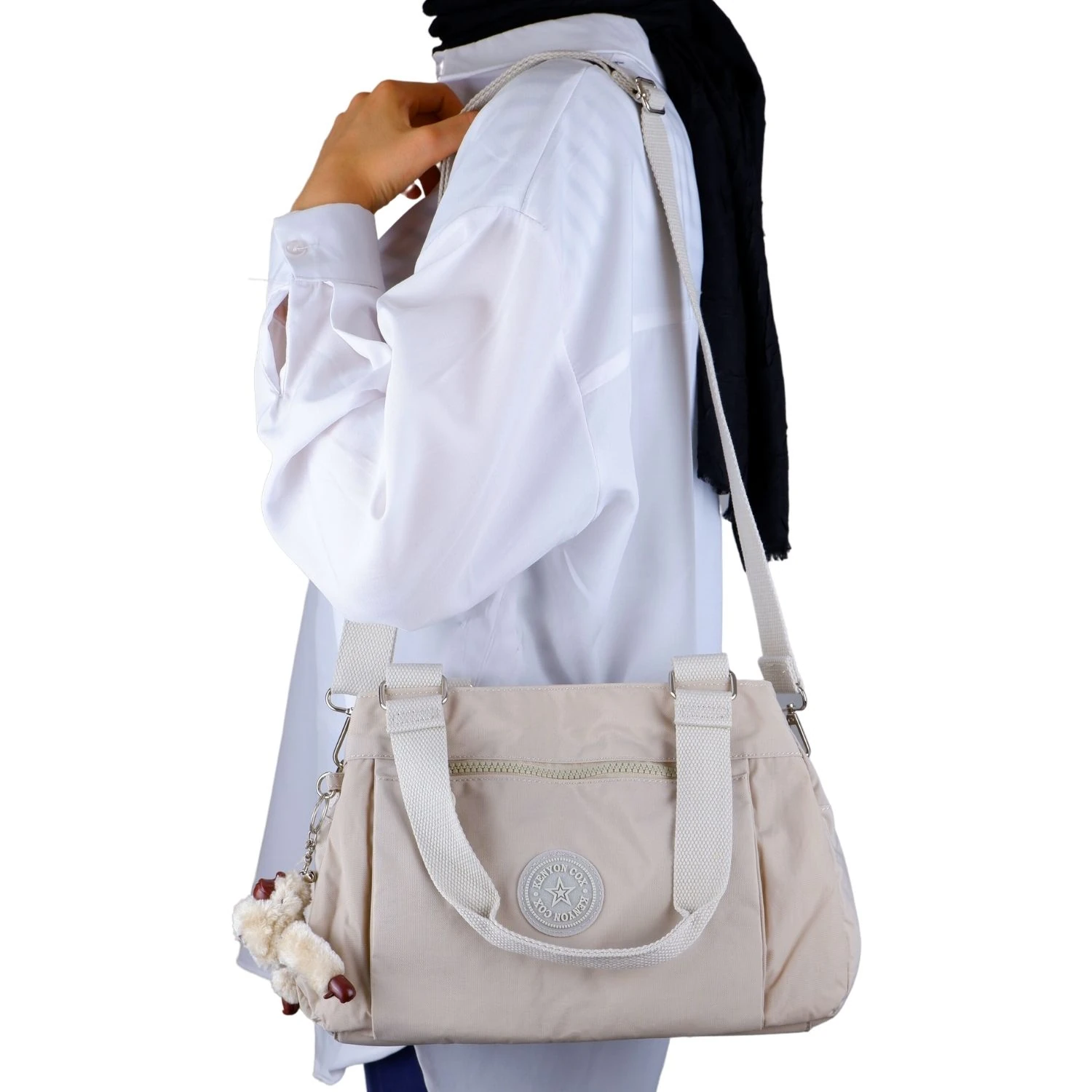 Kenyon C1112  Klinkır Kumaş Bayan Çapraz El Omuz Çantası Bej