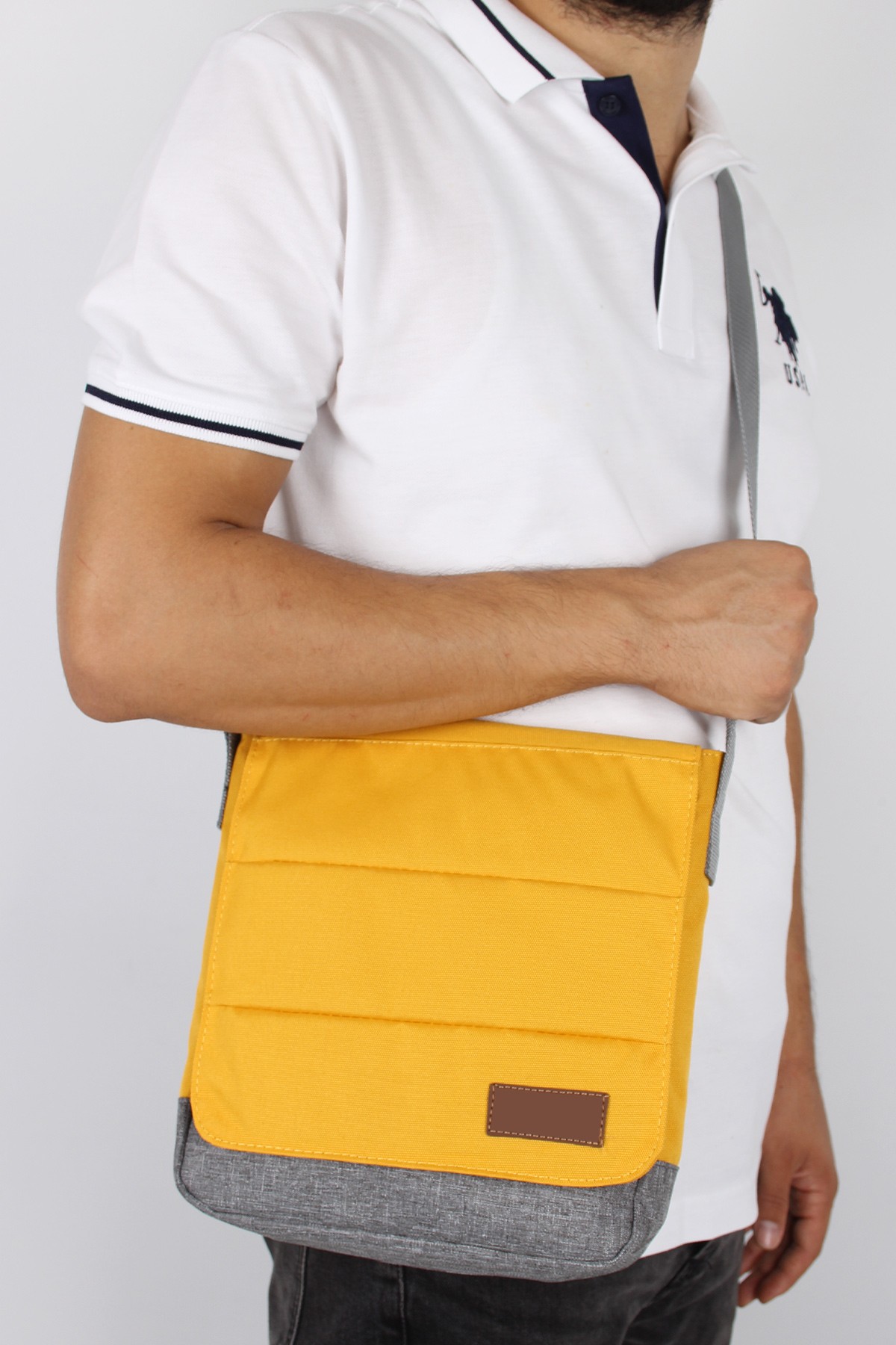 Bagacar Sarı Unisex 13" 14" Laptop Mac Air Postacı Çantası