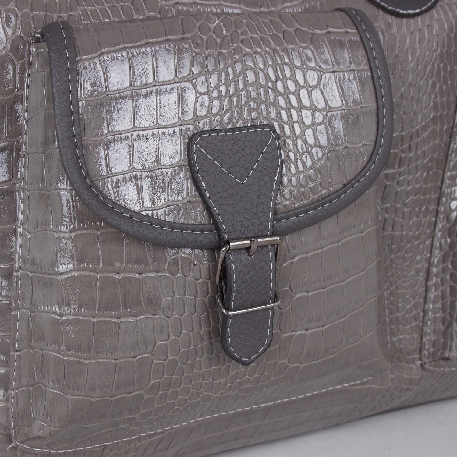 Bagacar Geniş El Bavulu ve Seyahat Çantası Kırmızı