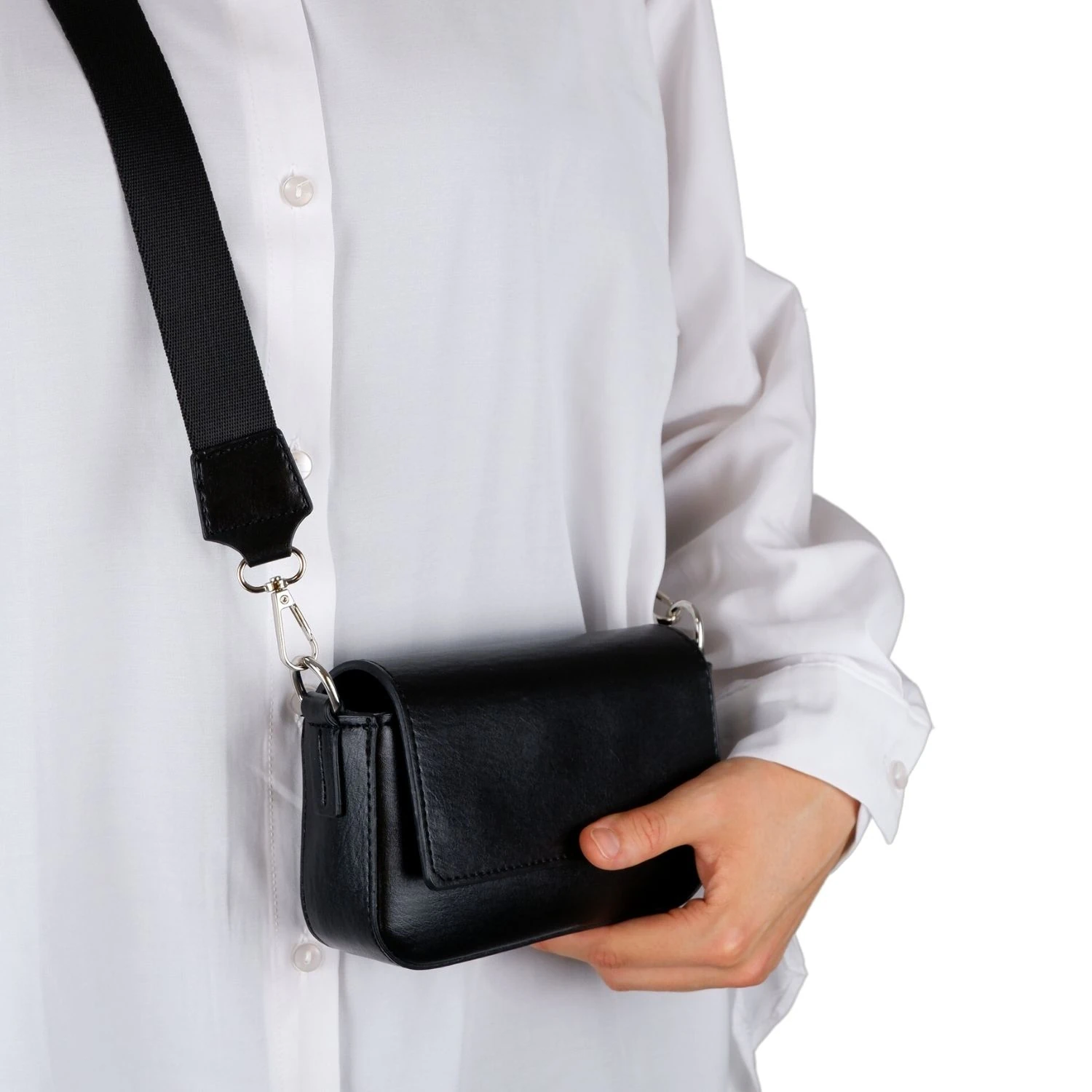 Bagacar Kapaklı Mini Şık Bayan Çapraz El ve Omuz Çantası Siyah