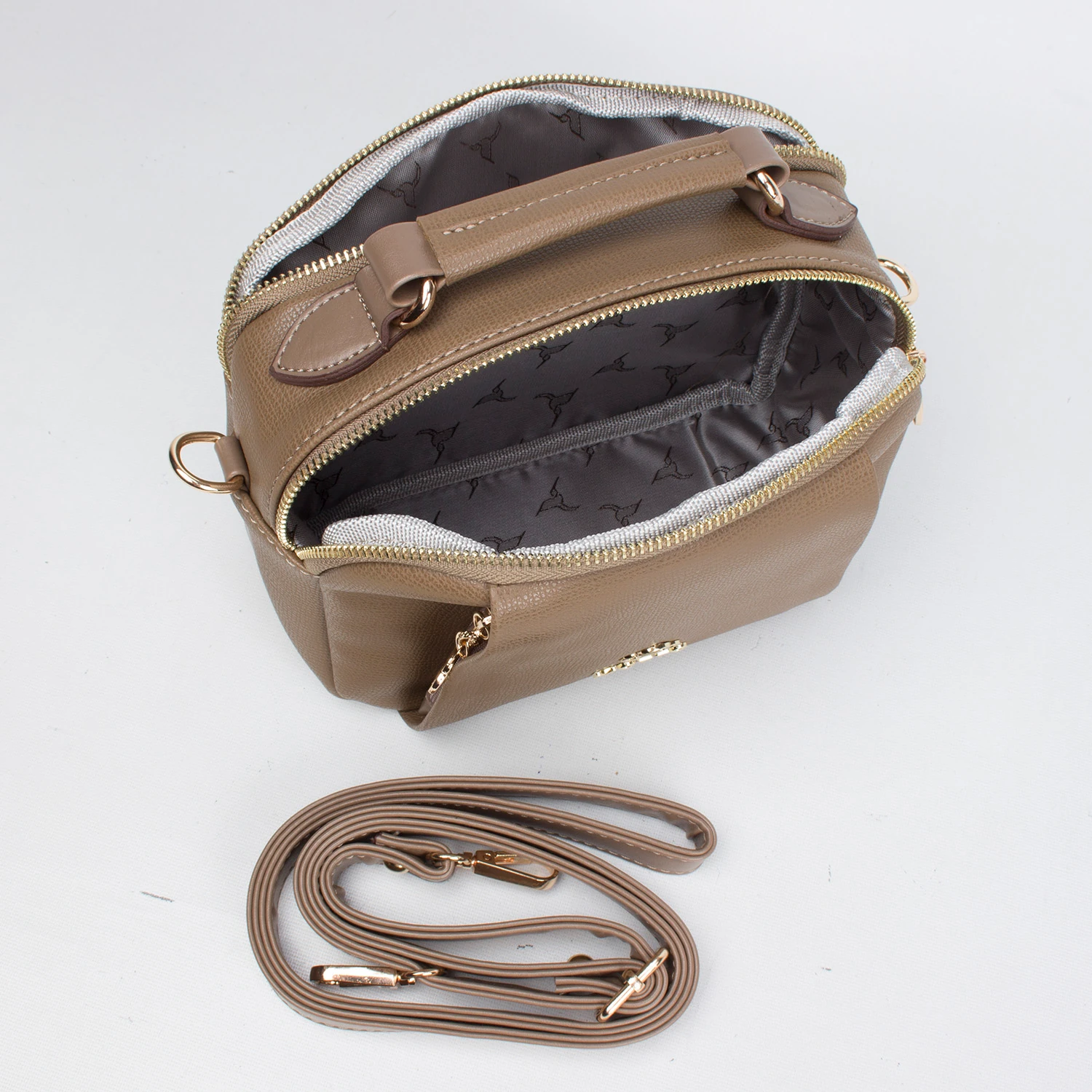 Bagacar Motto 1339 Bayan Çapraz El ve Omuz Çantası Lacivert