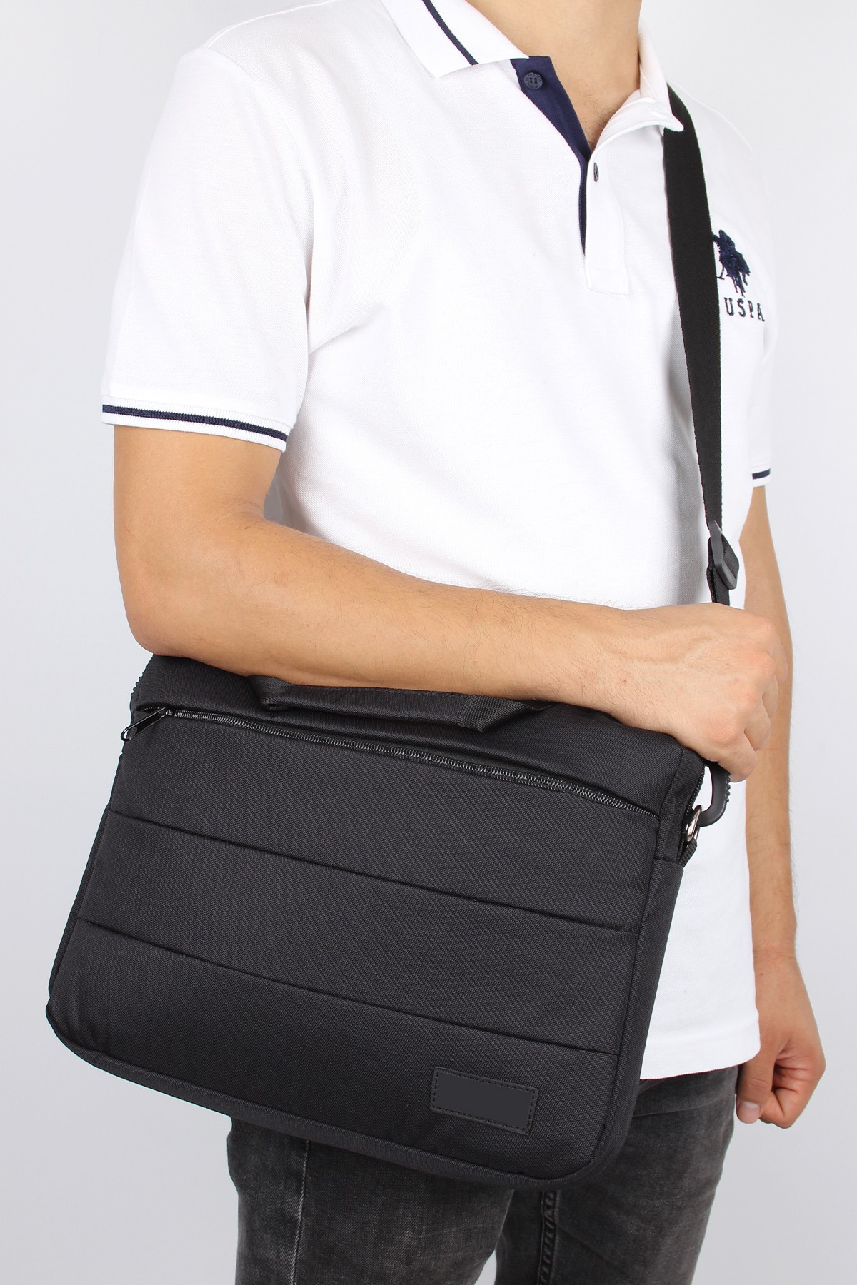Bagacar Siyah Unisex 13 - 14 İnç Laptop ve Evrak Çantası
