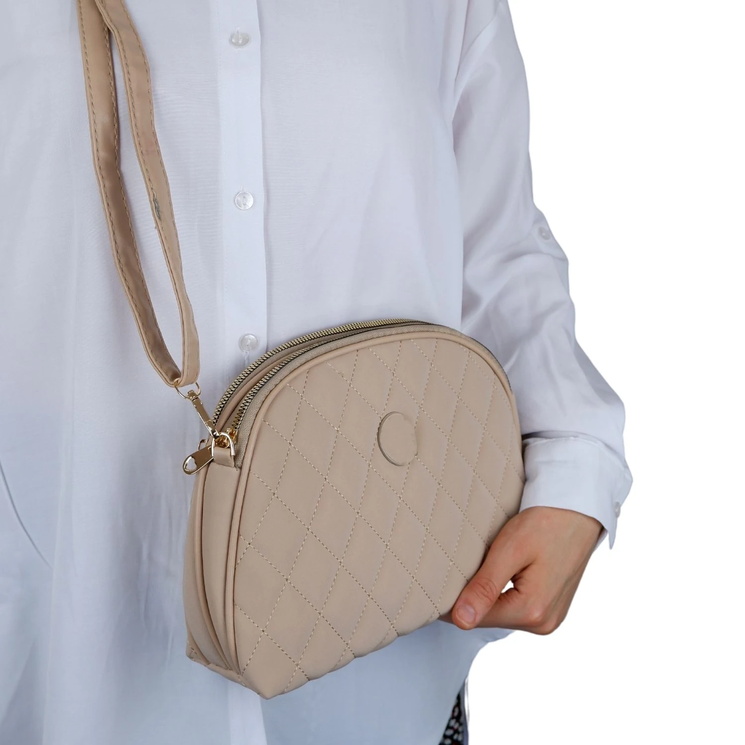 Bagacar Kapitone Şık Bayan Çapraz El ve Omuz Çantası Vizon